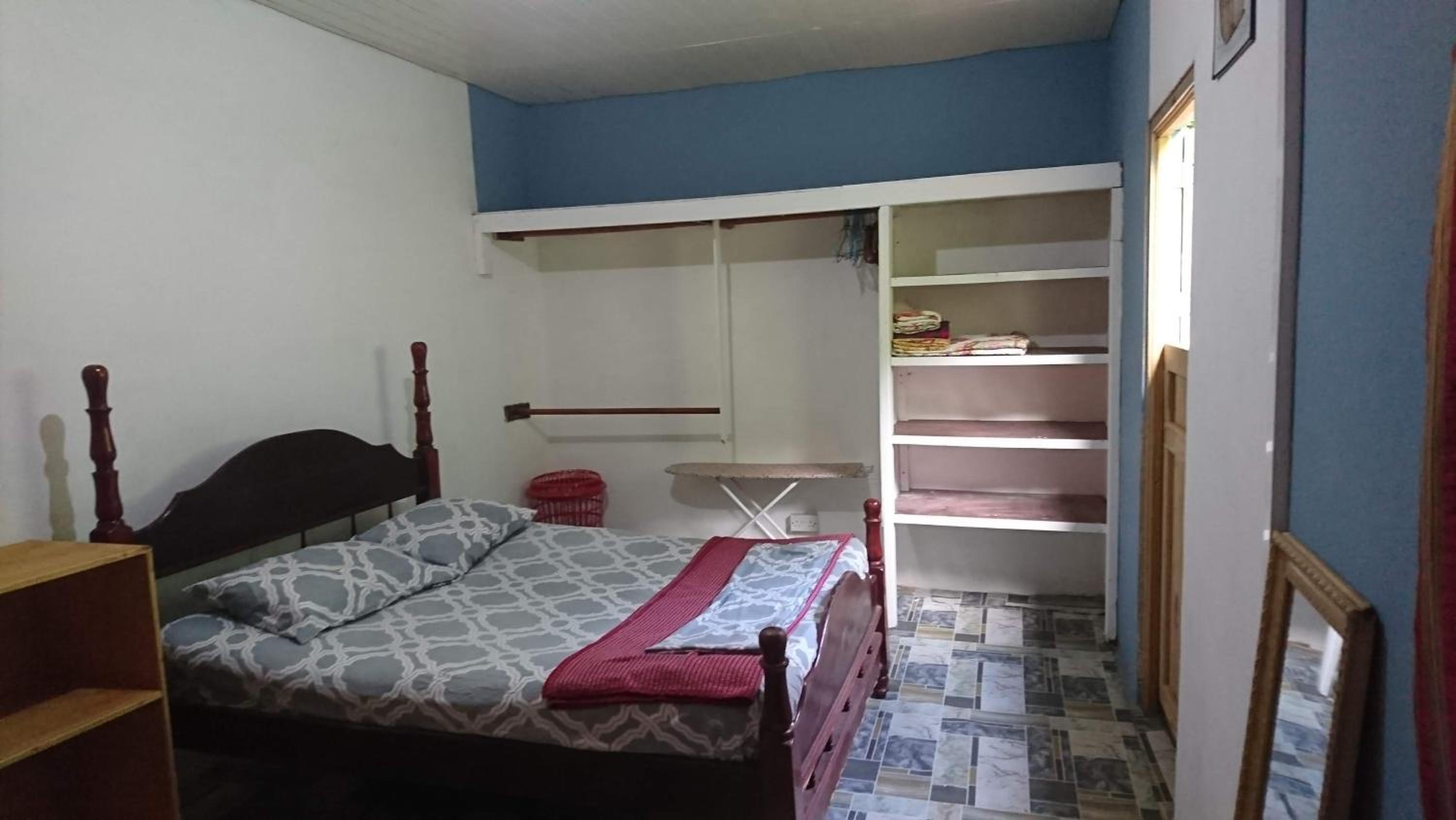 Two-Bedroom House photo 3