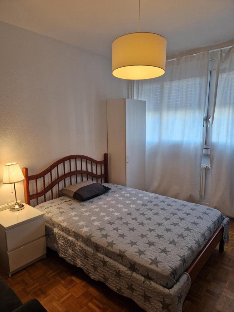 Single Room with Shared Bathroom photo 1