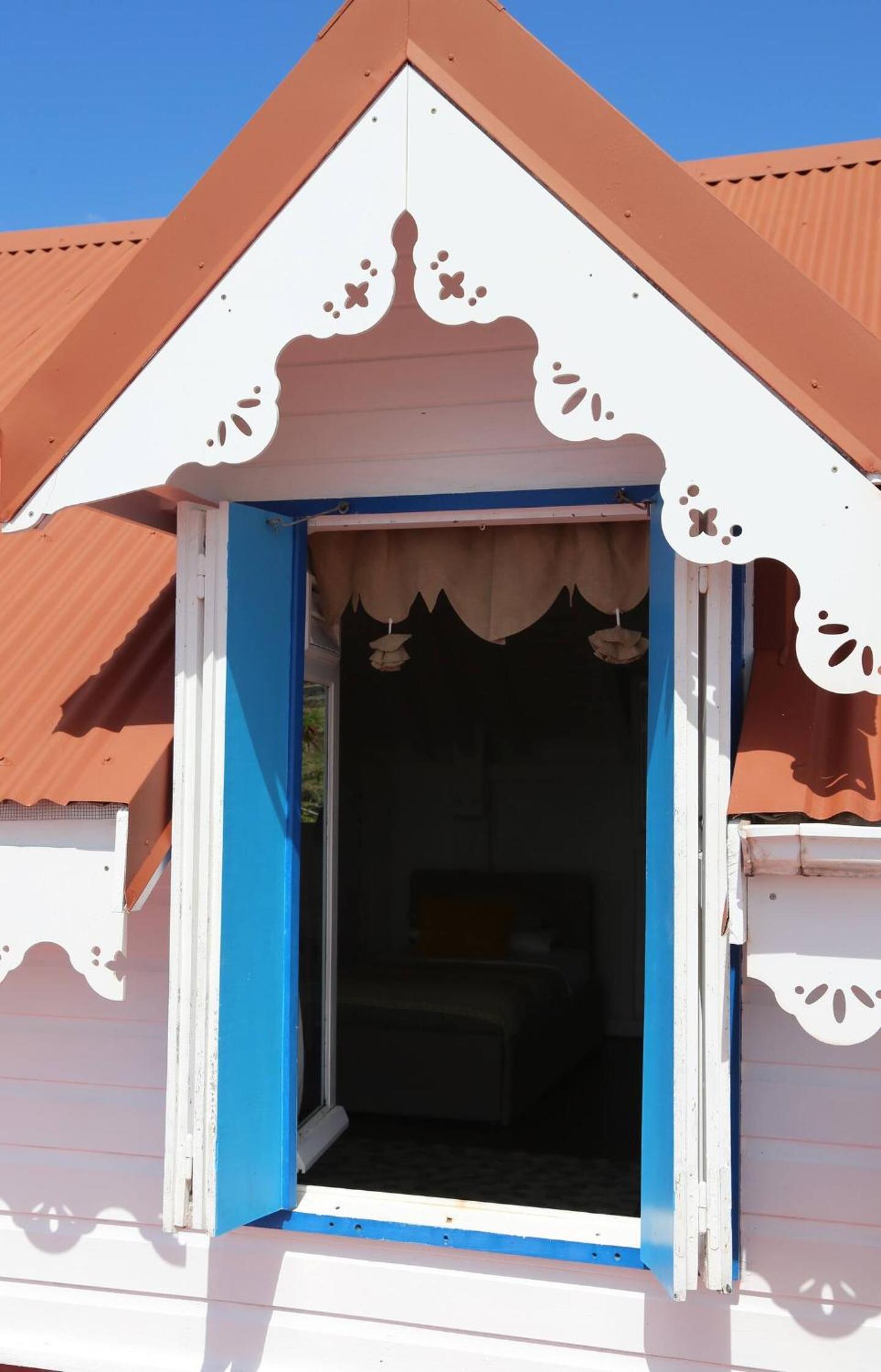 Three-Bedroom Villa photo 2