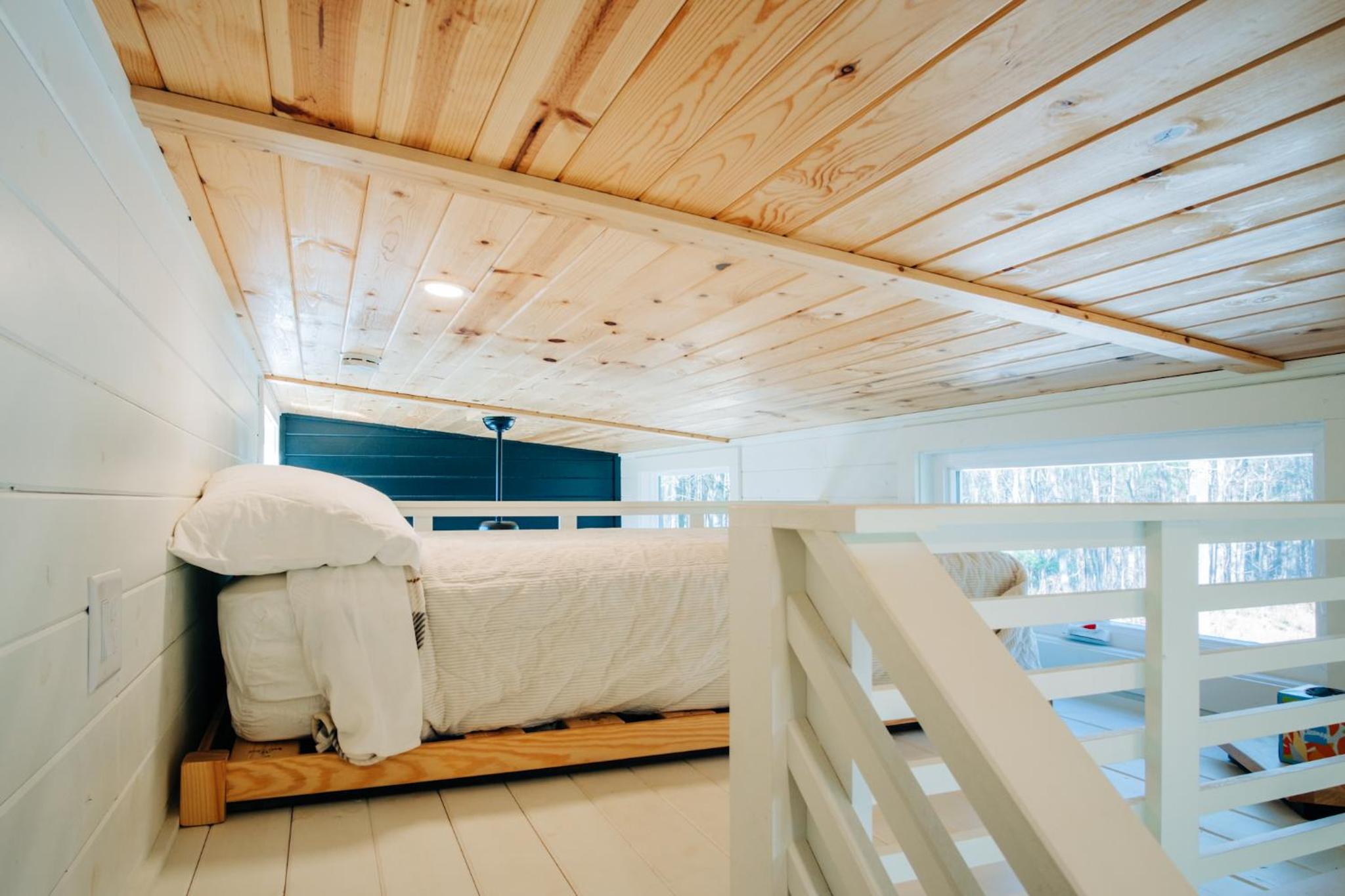 One-Bedroom House photo 1