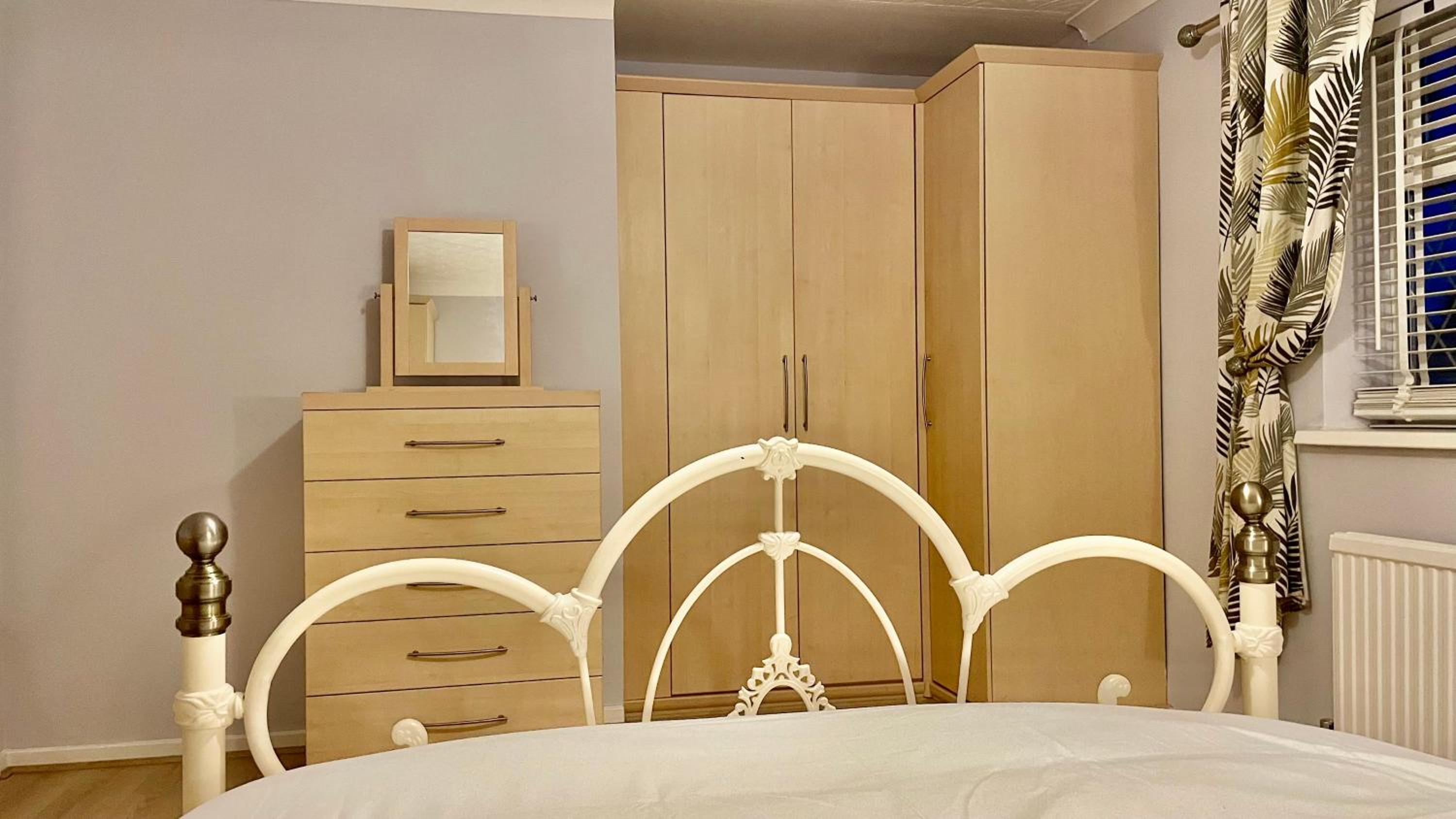 Triple Room with Shared Bathroom photo 2