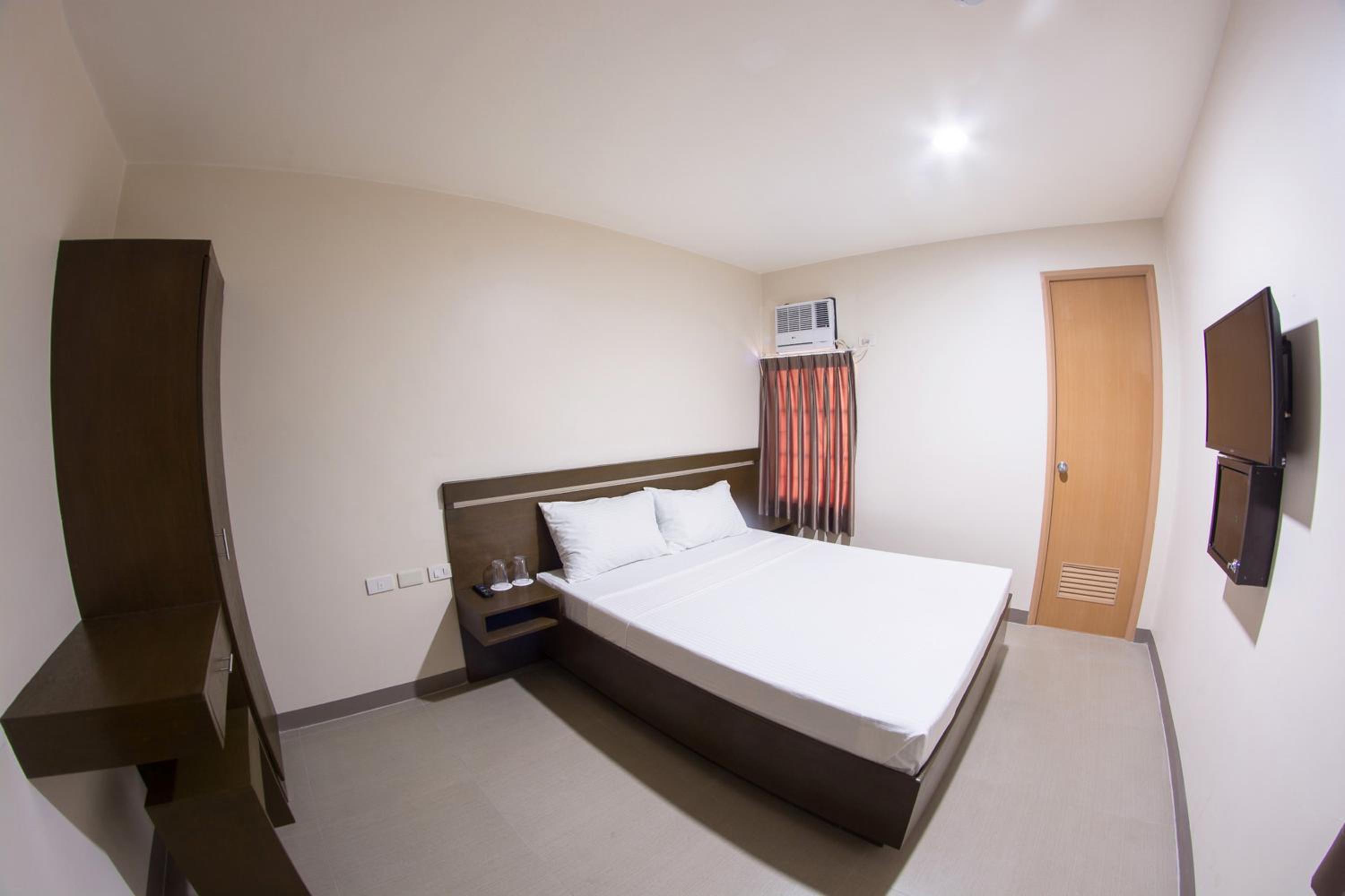 Deluxe Queen Room photo 1