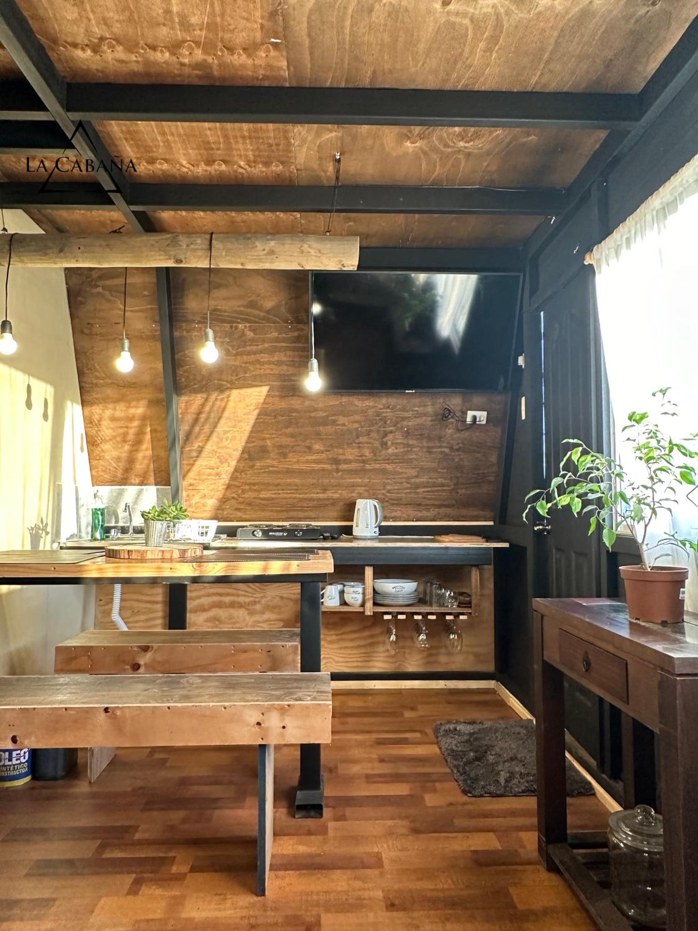 One-Bedroom House photo 1