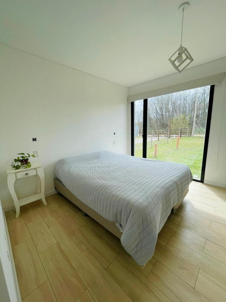 One-Bedroom House photo 1