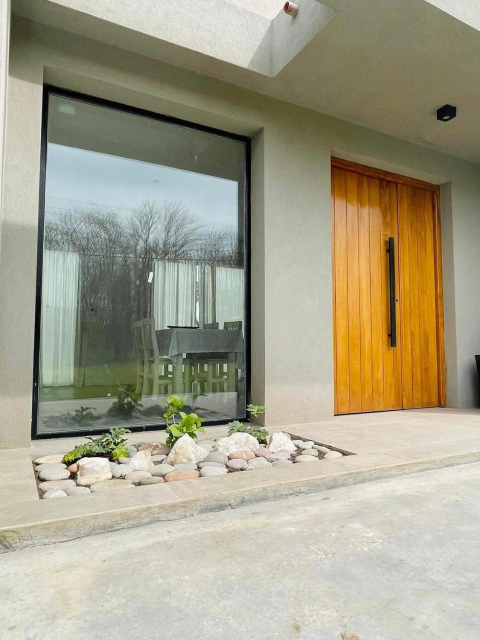 One-Bedroom House photo 3