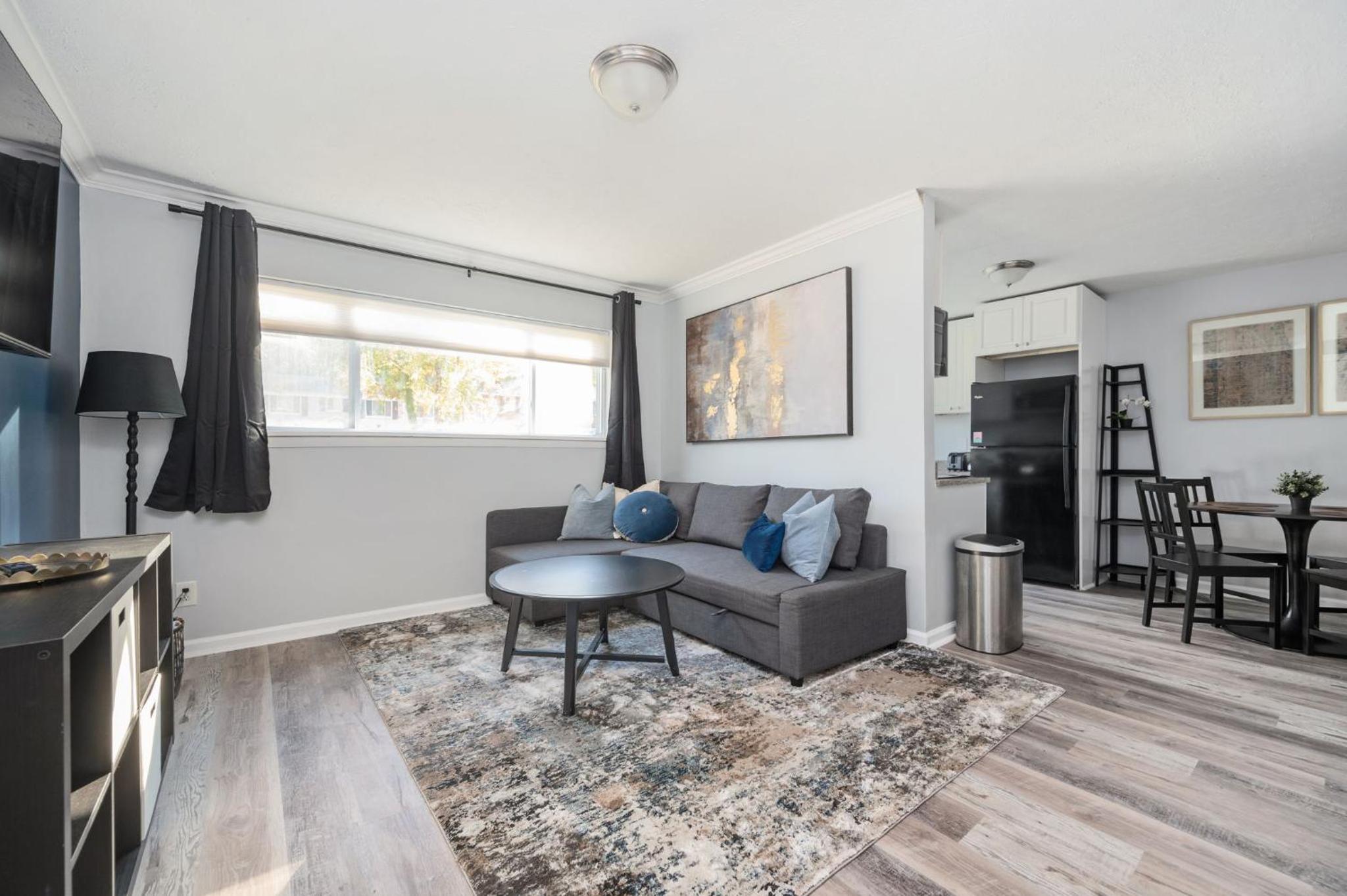 One-Bedroom Apartment