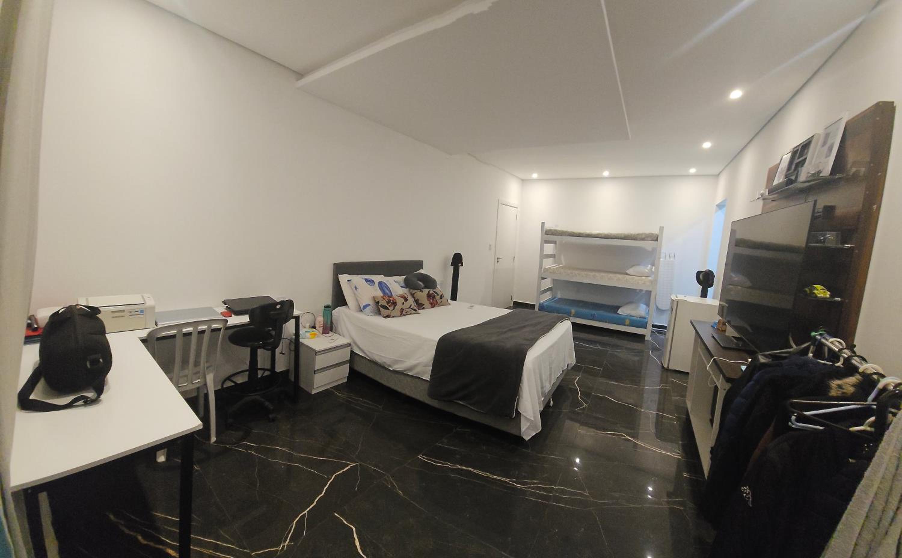 Family Room With Bathroom photo 1