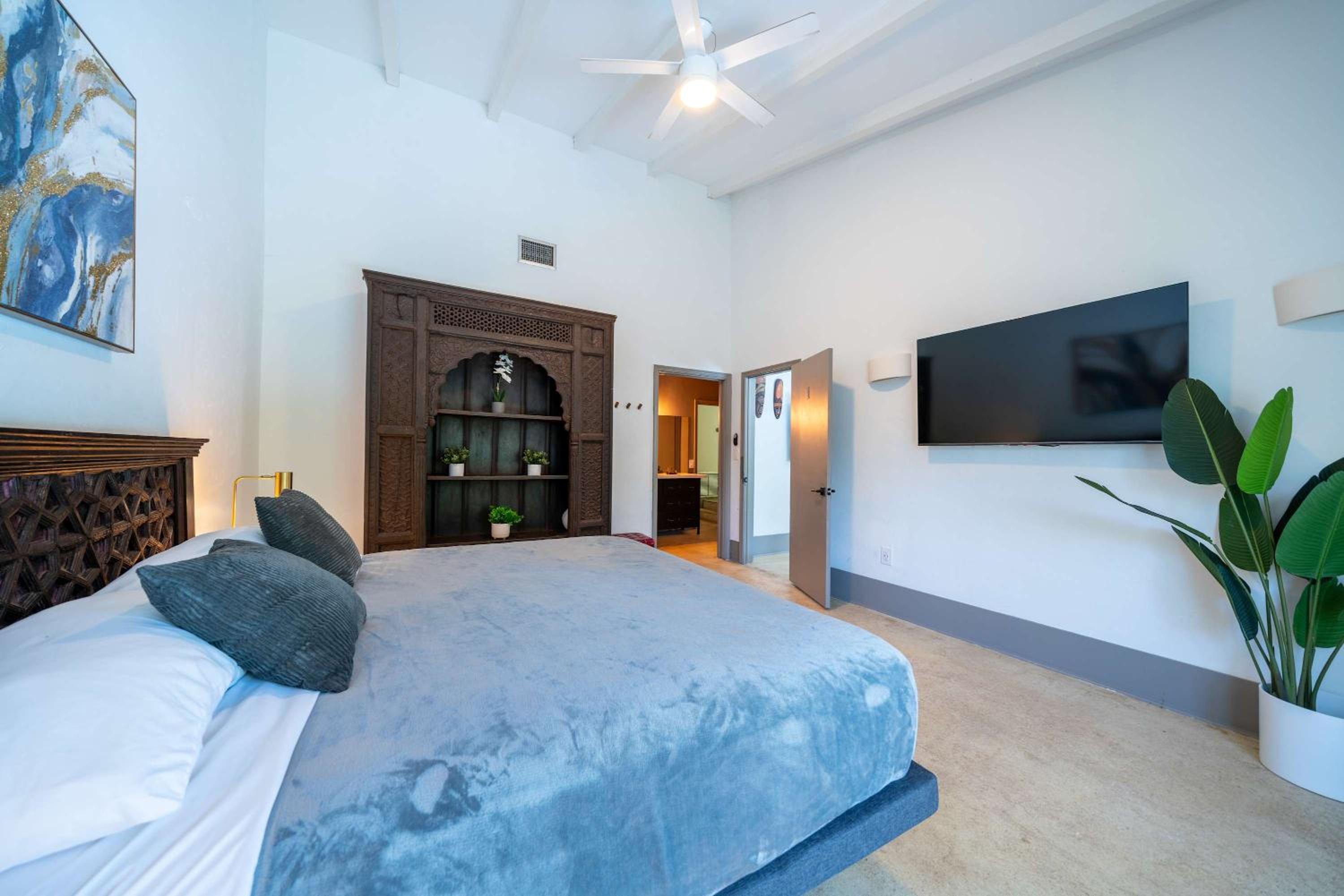 Villa photo 2