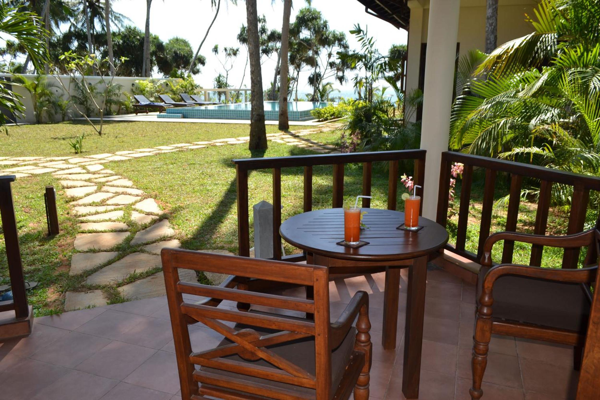 Deluxe Double Room with Extra Bed photo 2