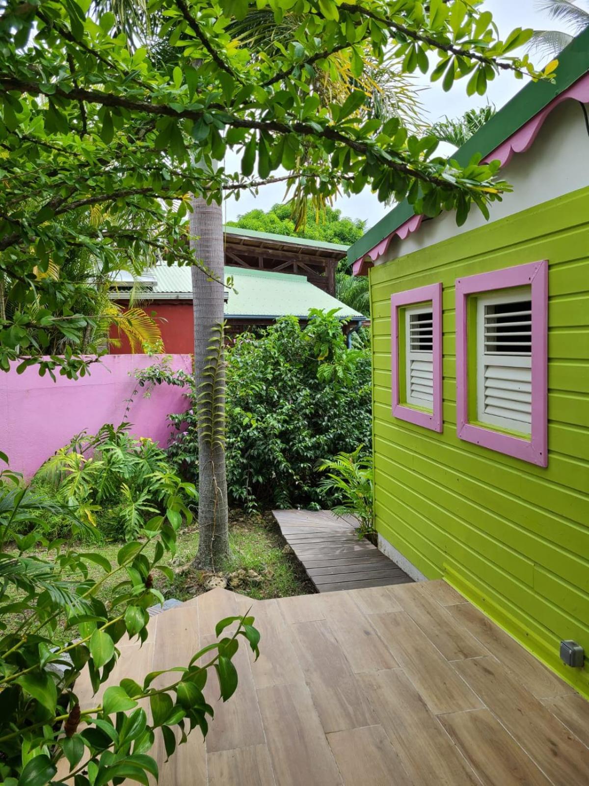 One-Bedroom Bungalow photo 3