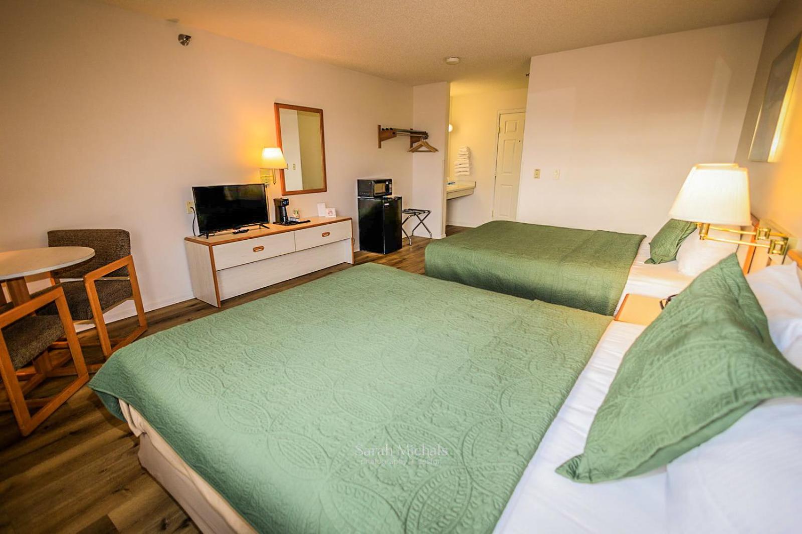 Queen Room with Two Queen Beds