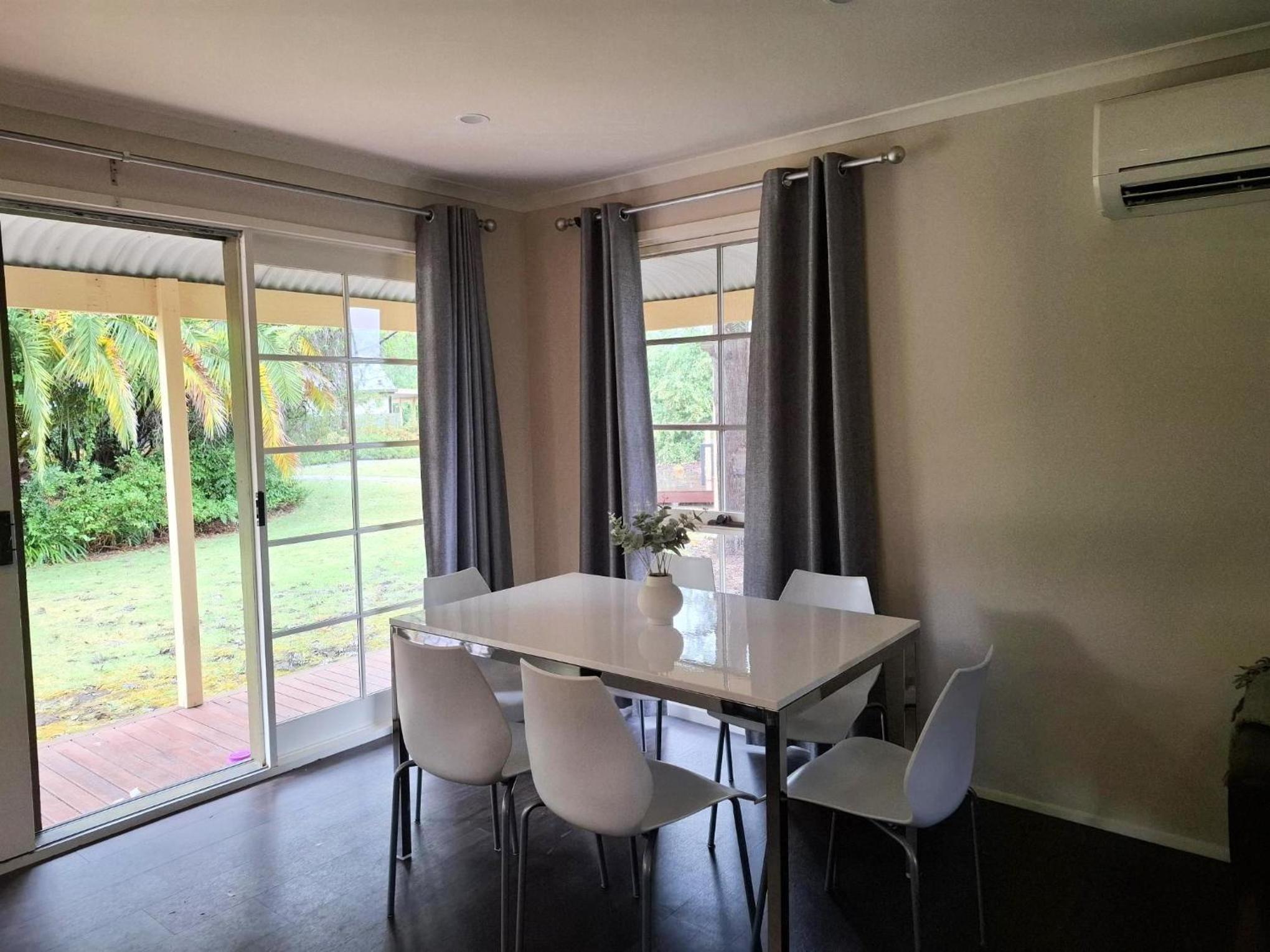 Two-Bedroom Apartment with Garden View photo 3