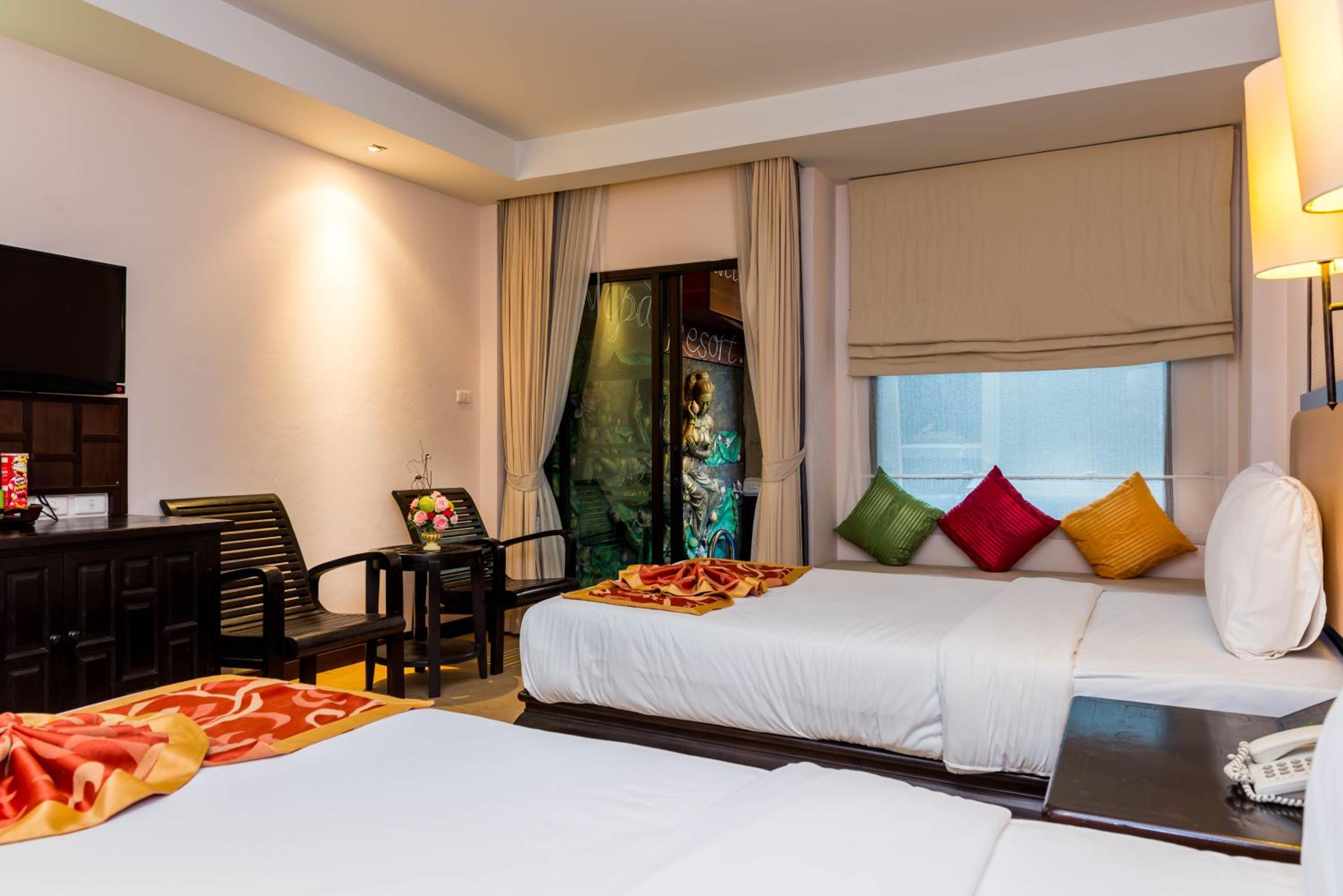 Deluxe Double or Twin Room with Outdoor Jacuzzi - Photo 8