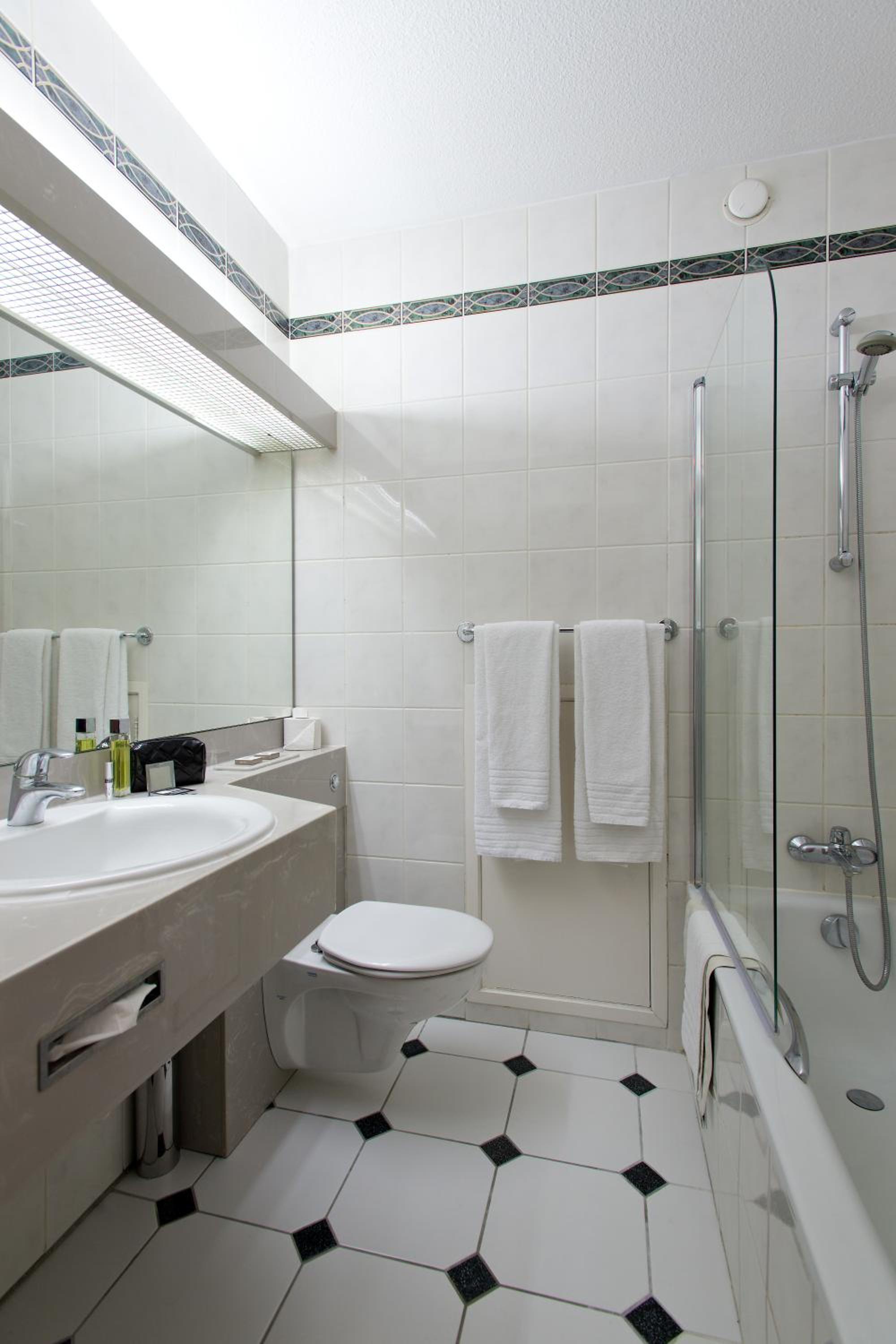 Double Room - Photo 3