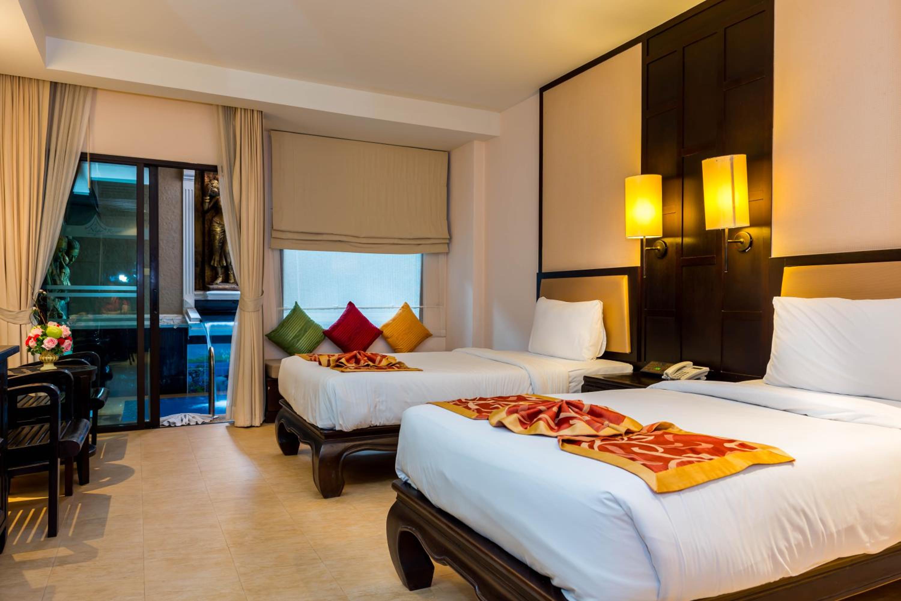 Deluxe Double or Twin Room with Outdoor Jacuzzi - Photo 1