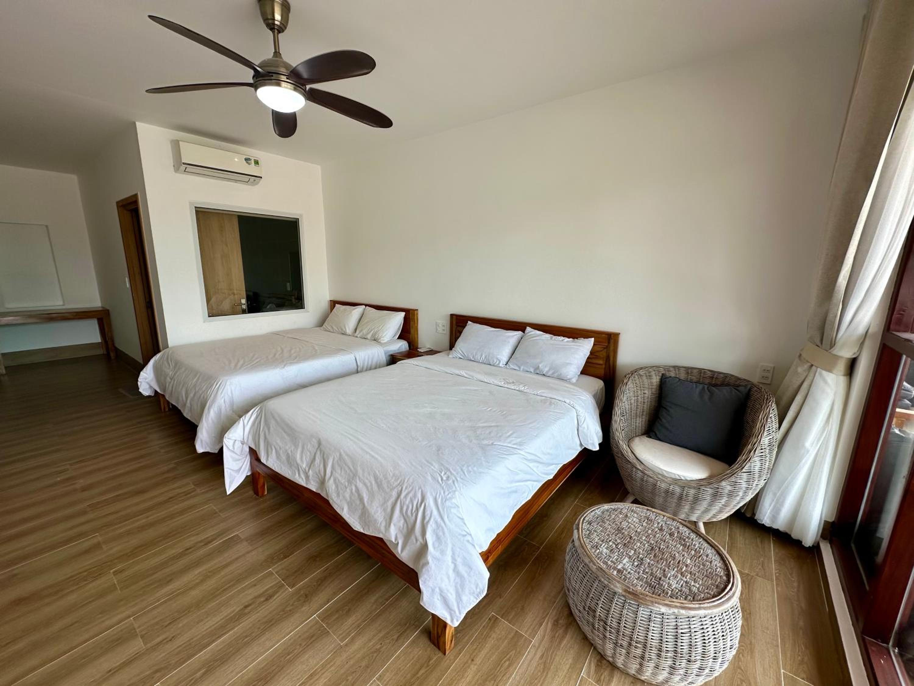 Superior Deluxe Double or Twin Room