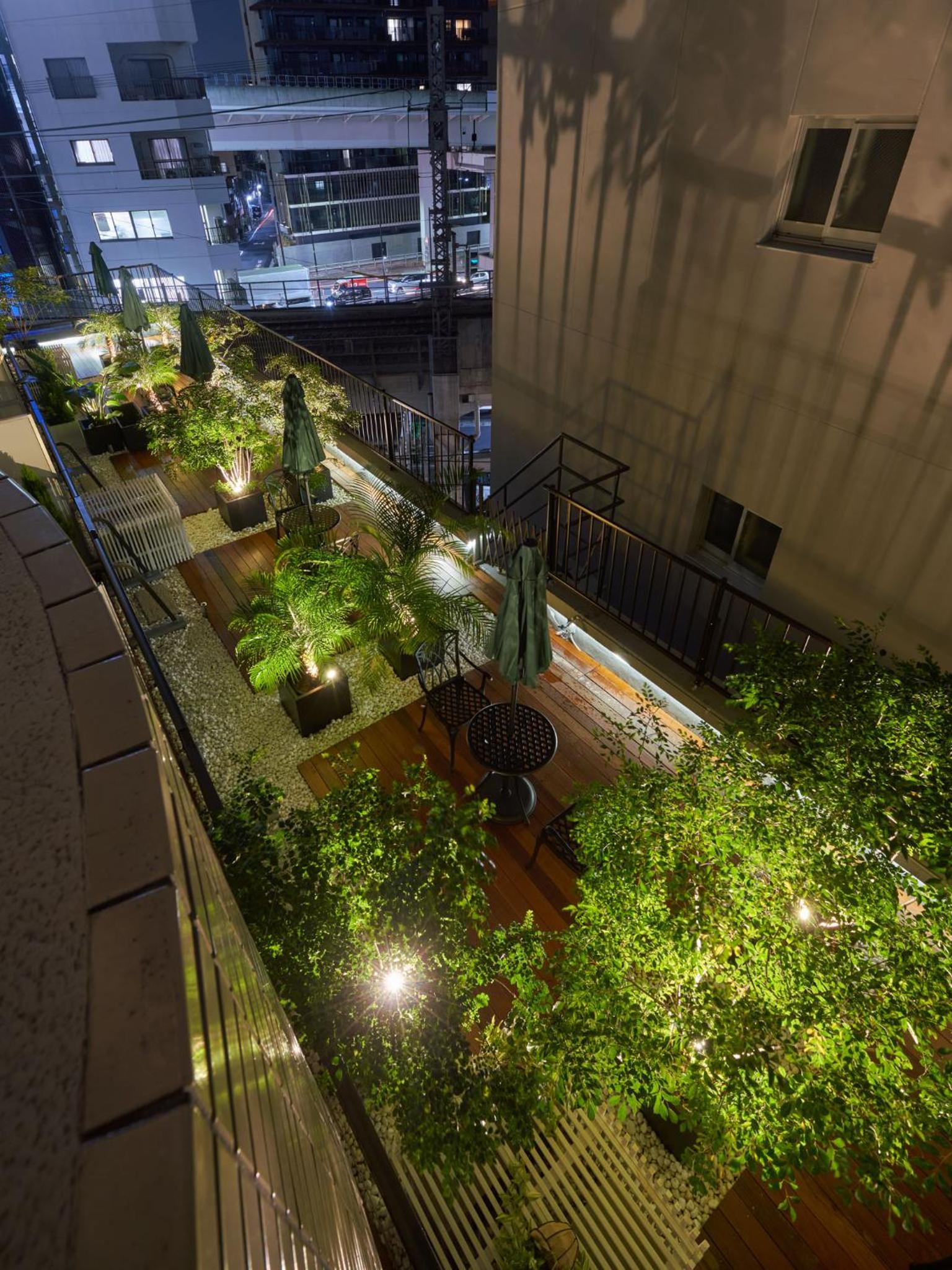 Japanese Western Style Twin with Balcony - Non-Smoking