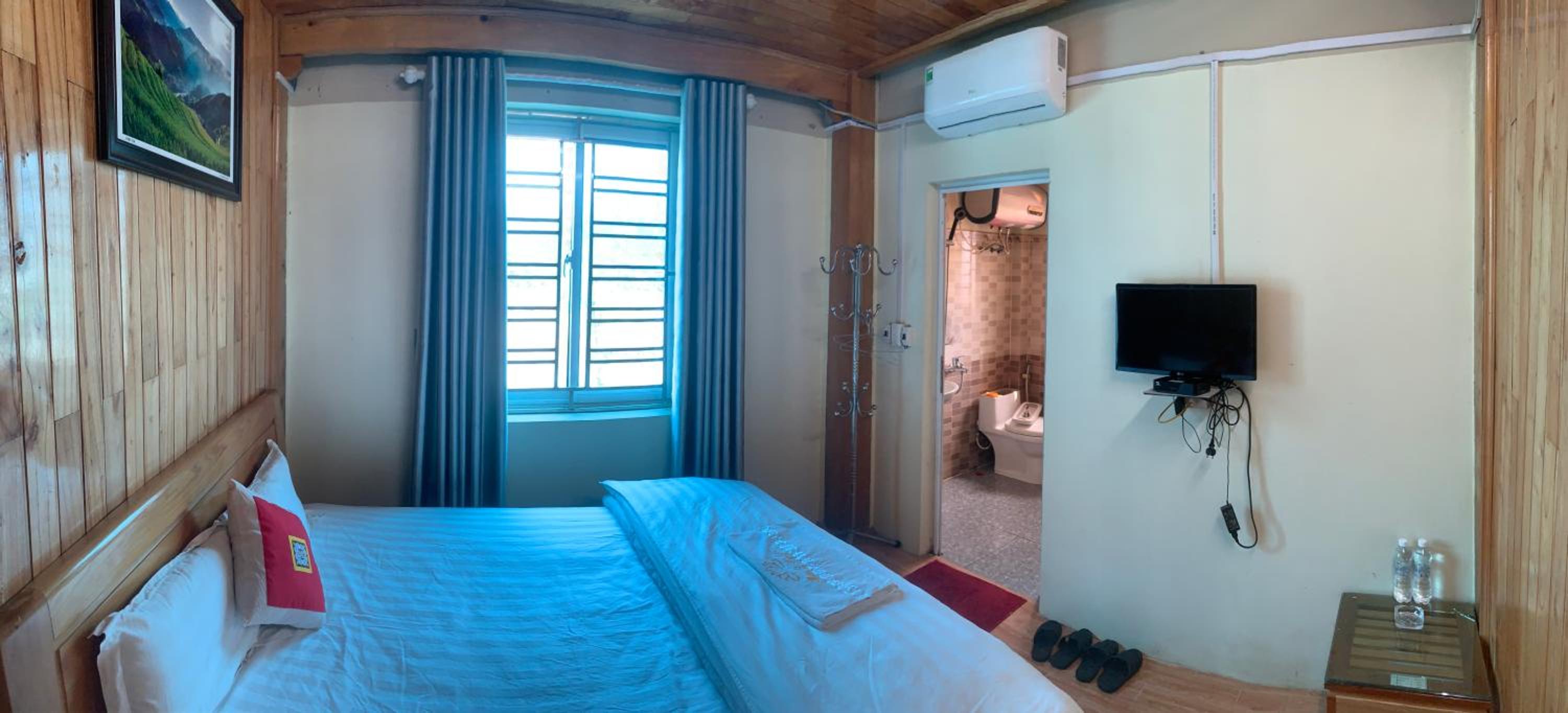Deluxe Room (2 Adults + 1 Child) photo 2