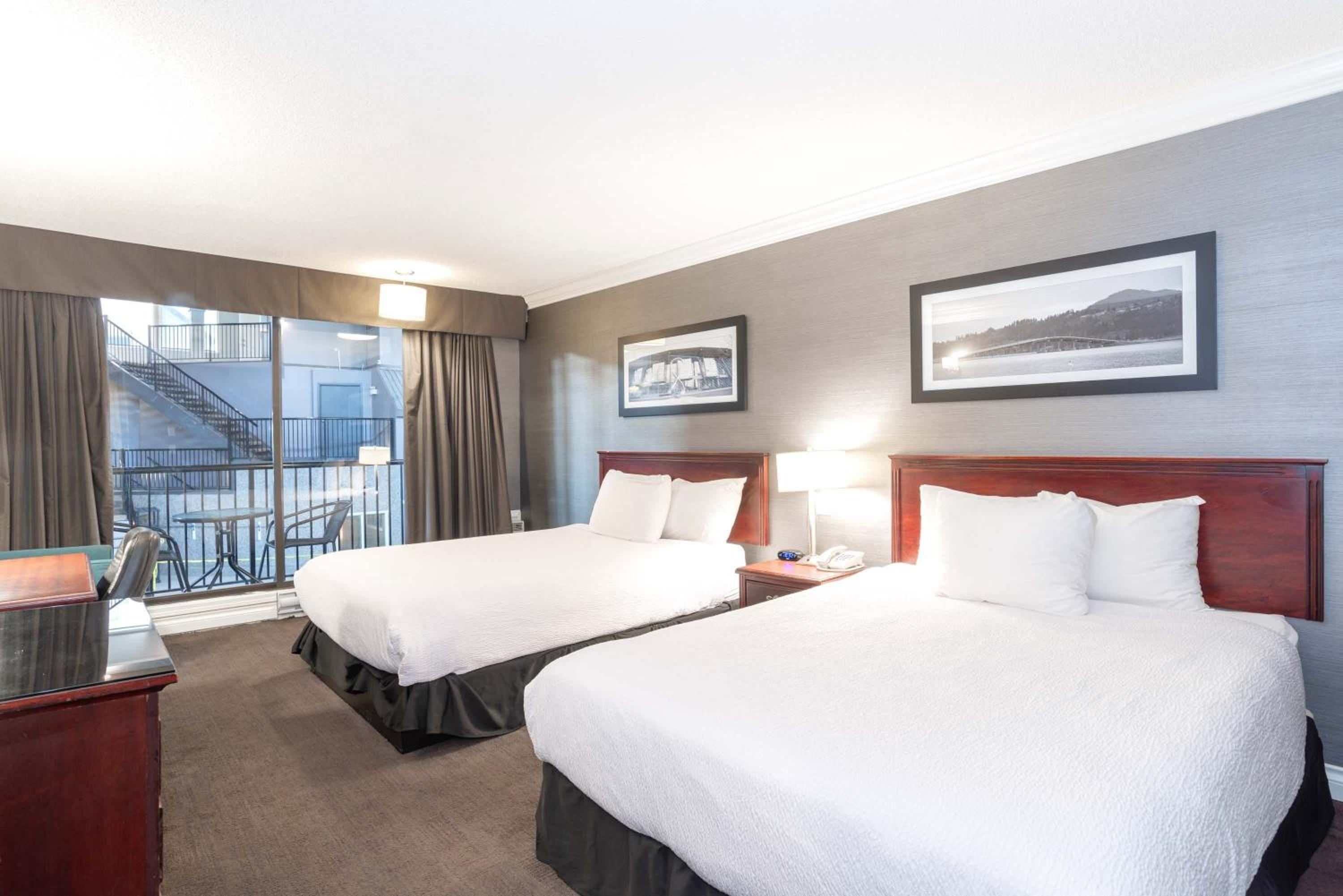 Standard Room, 2 Queen Beds, Atrium Building - Photo 1
