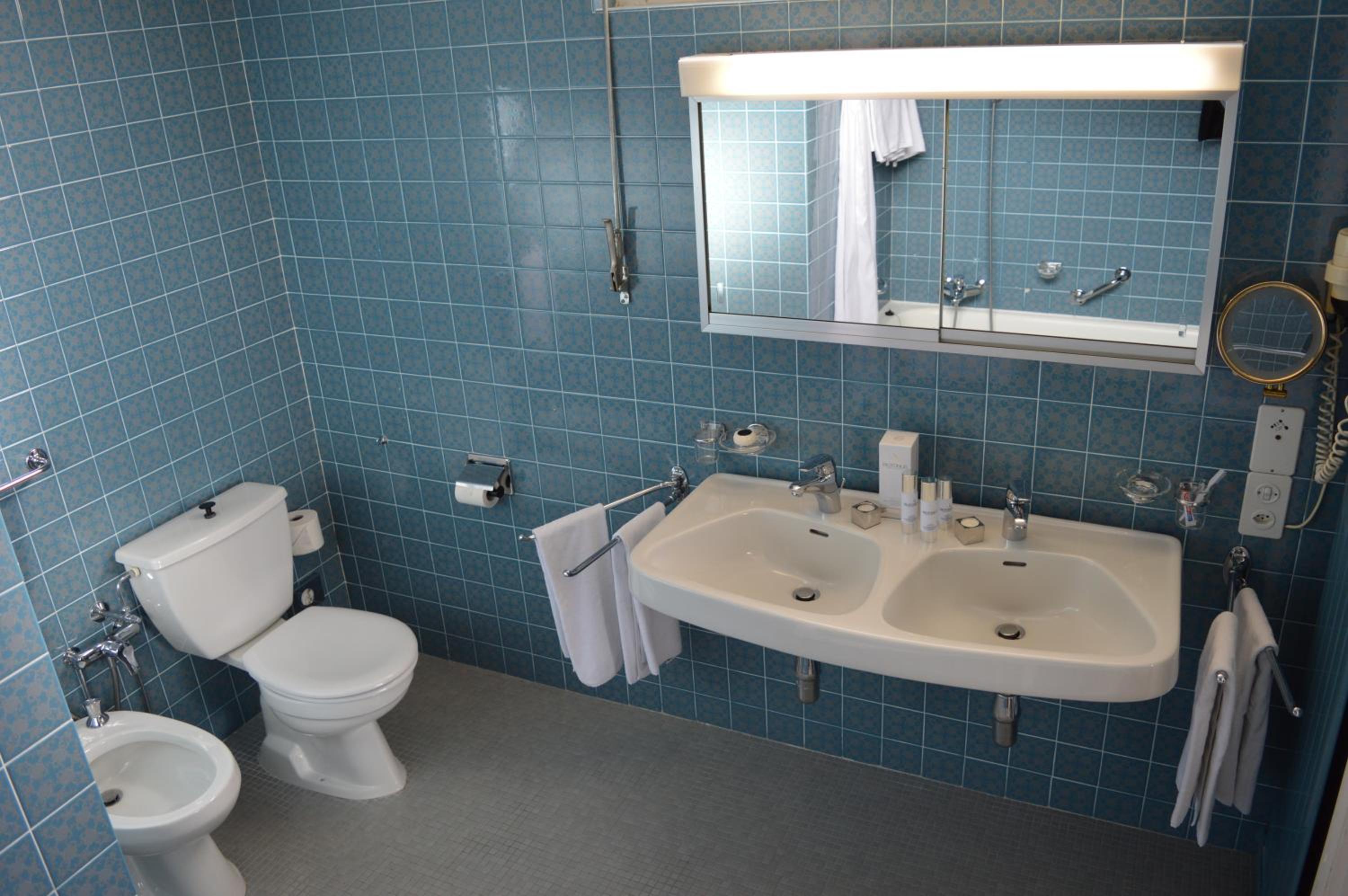 Standard Double Room with Balcony and Lake View - Photo 3