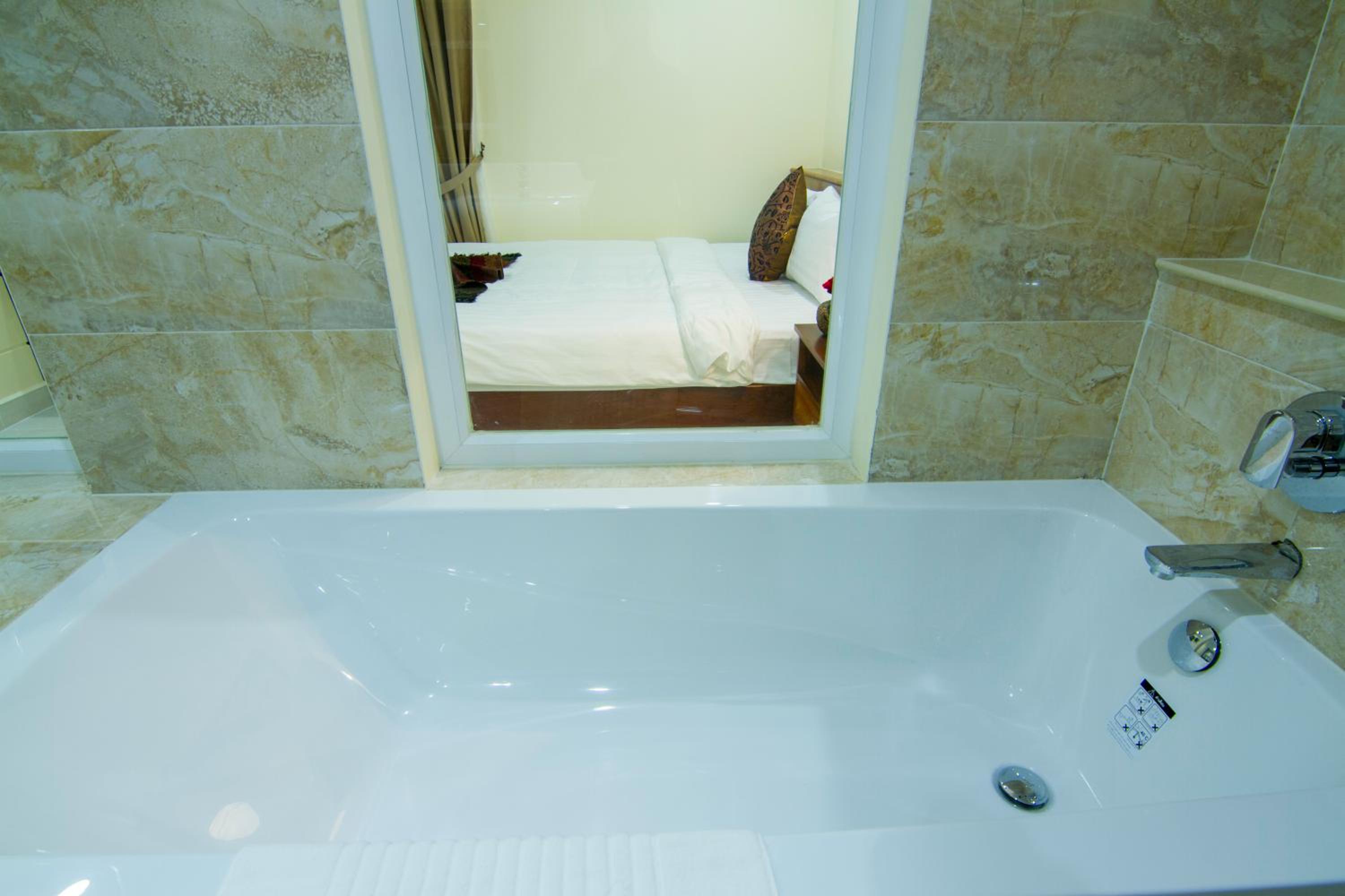 Deluxe Double Room photo 3