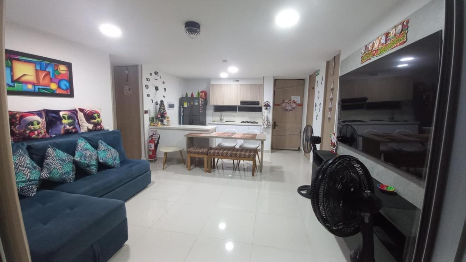 Three-Bedroom Apartment photo 2