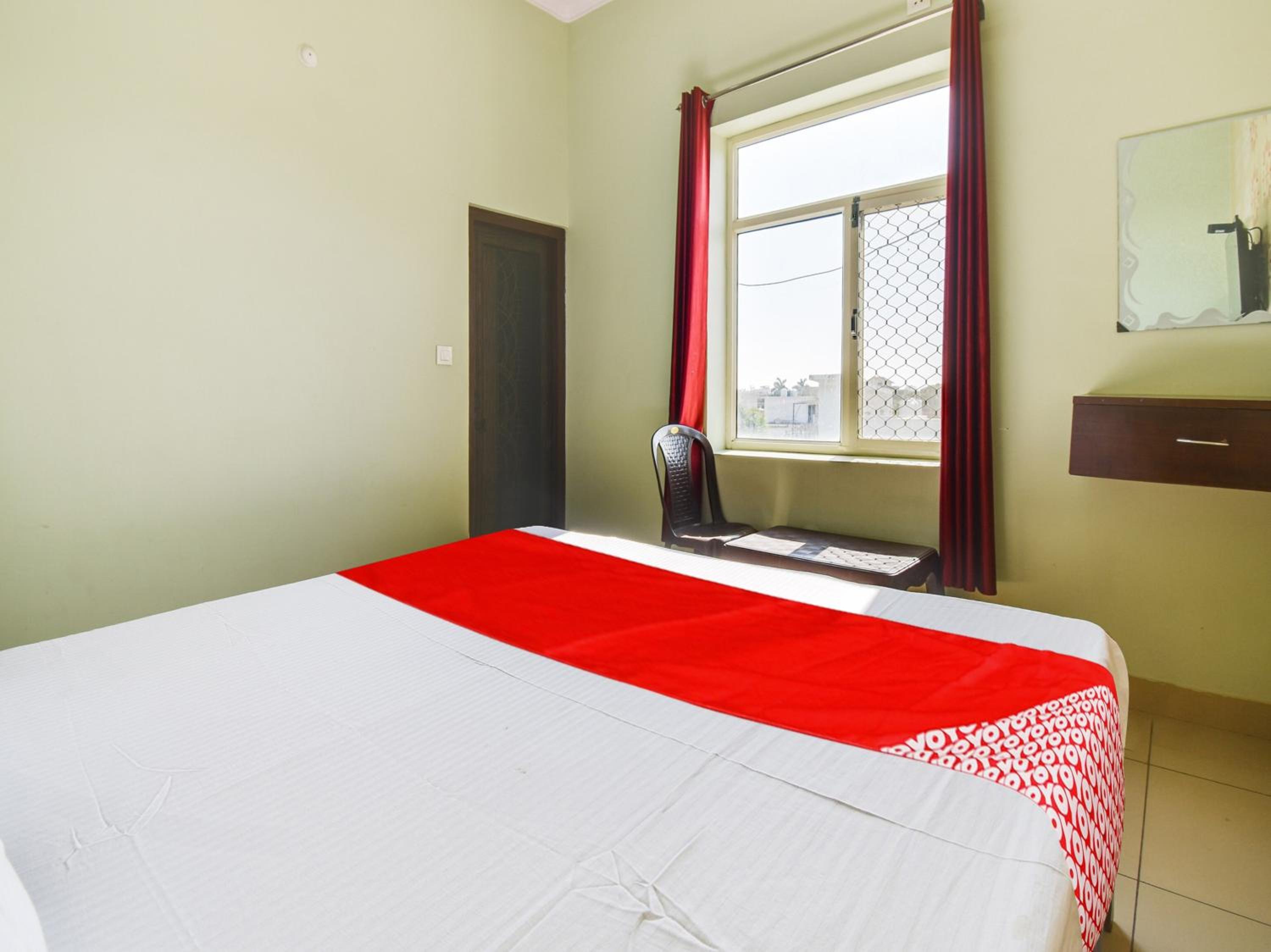 Classic Triple Room