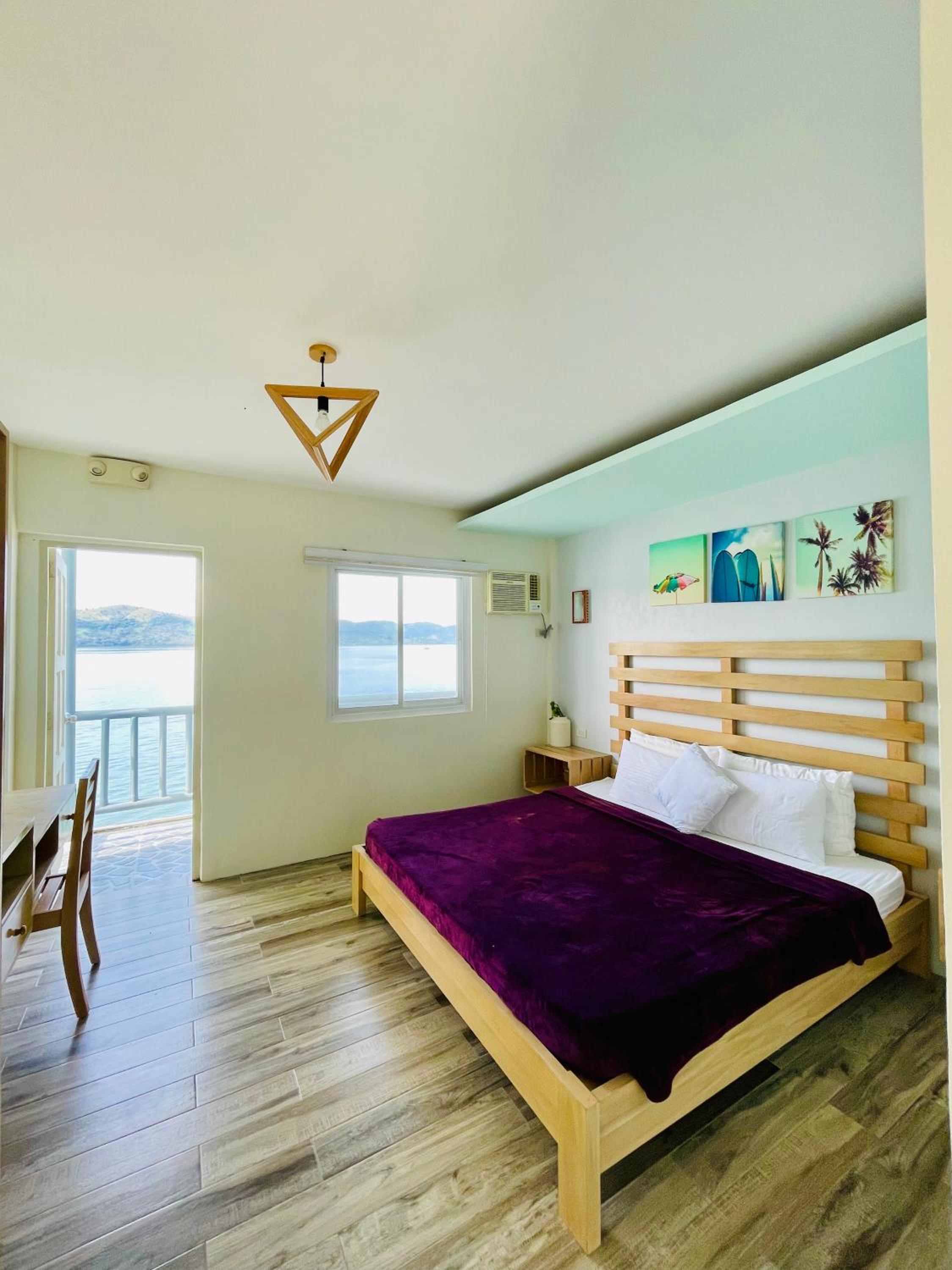 Sea View King Bed