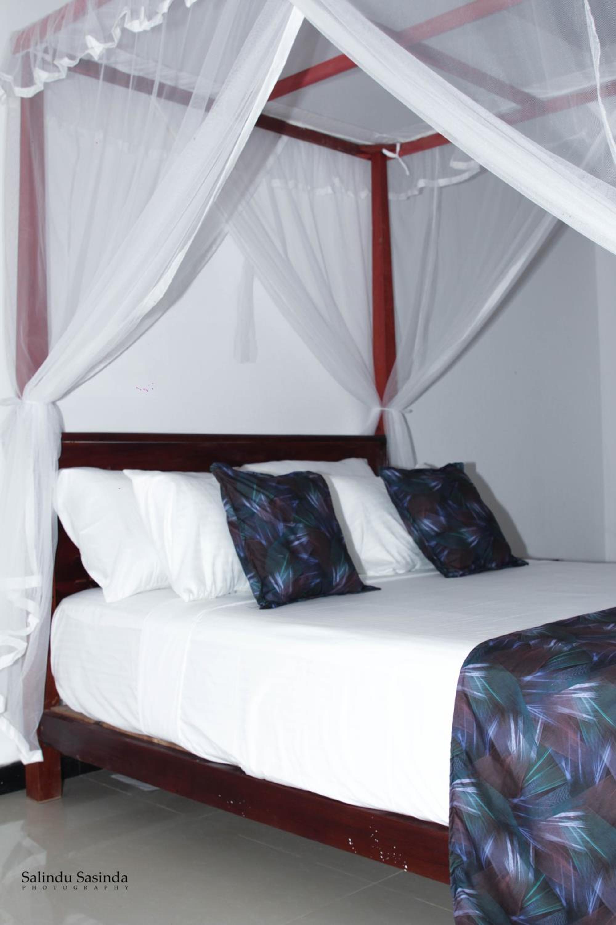 Three-Bedroom Villa photo 3