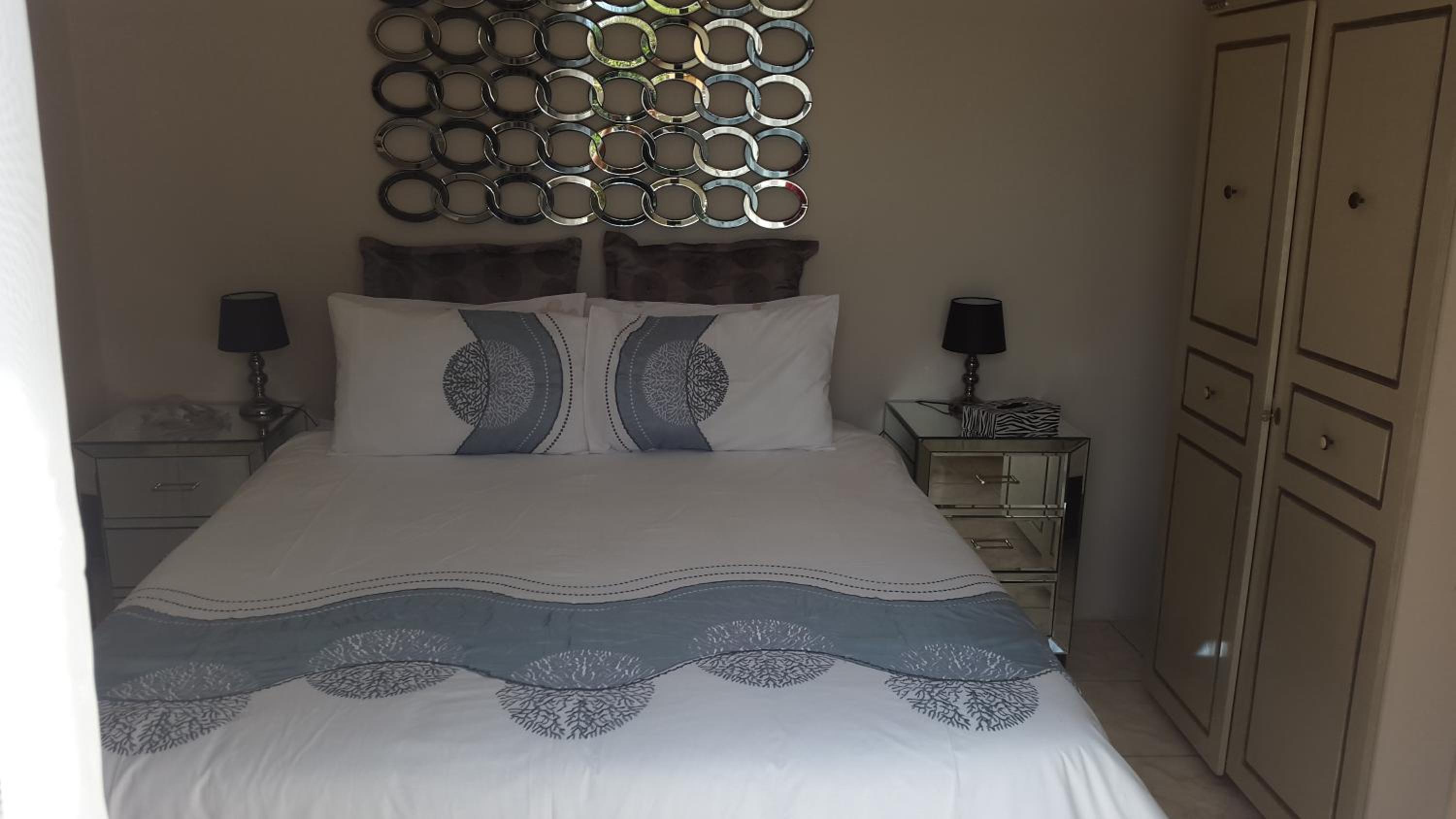 Double Room - Photo 2