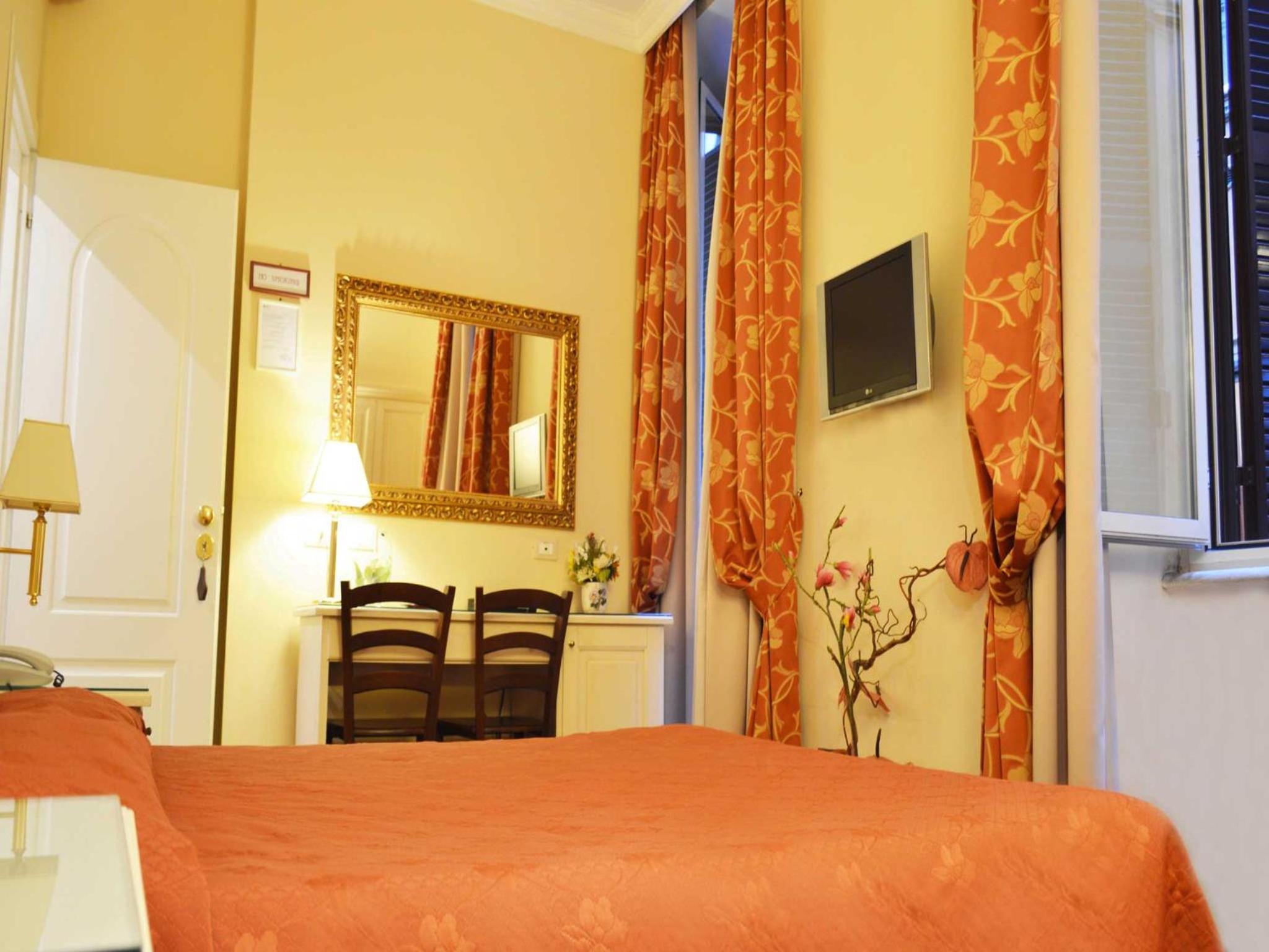 Double or Twin Room photo 1