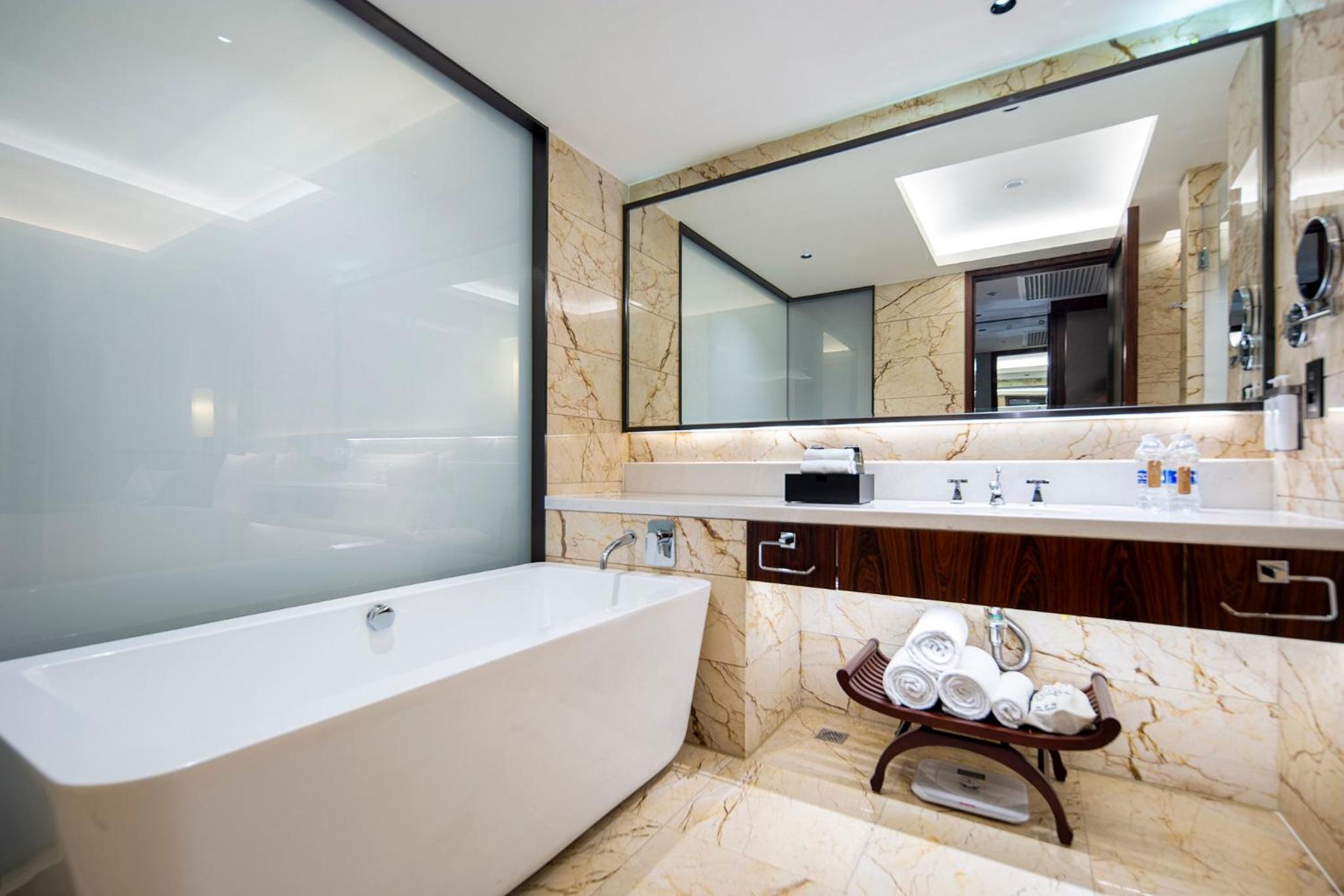 Standard Twin Room - Lounge Access photo 2
