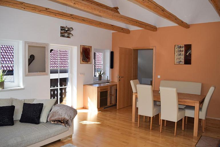 Three-Bedroom Apartment with Balcony photo 2