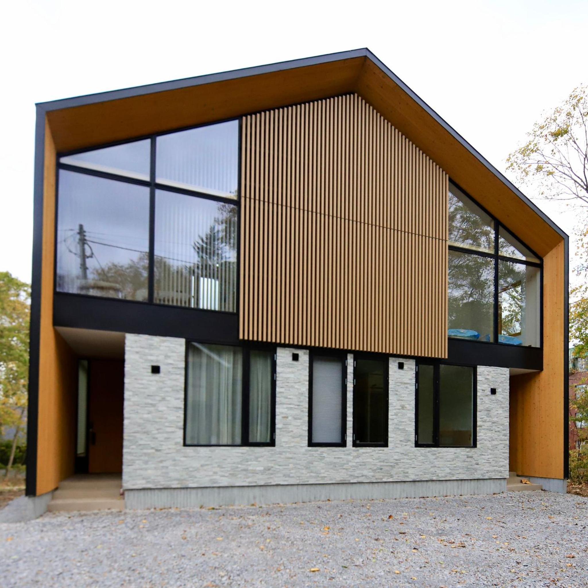 Three-Bedroom Villa photo 1