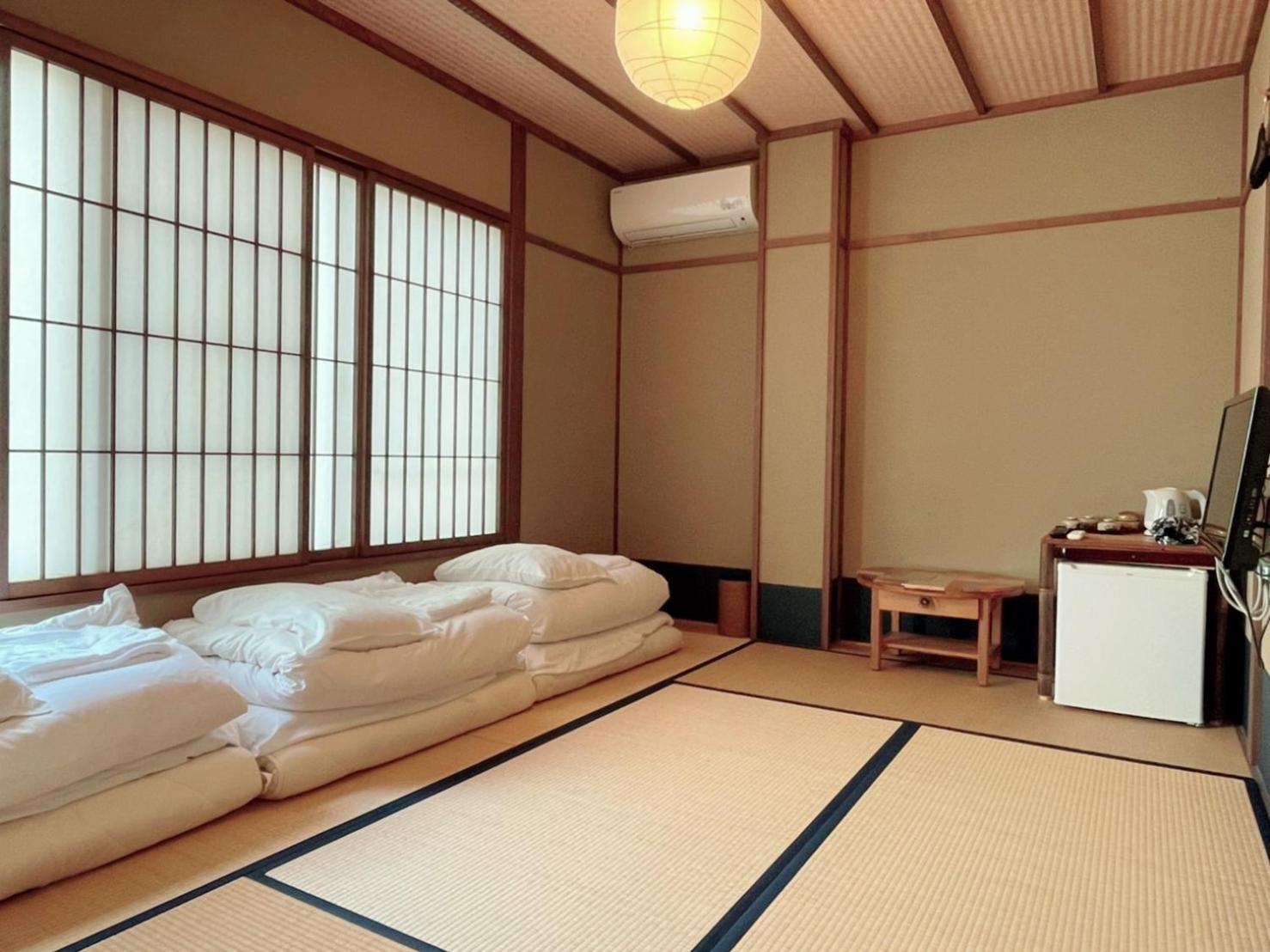 Triple Room with Private Bathroom photo 1
