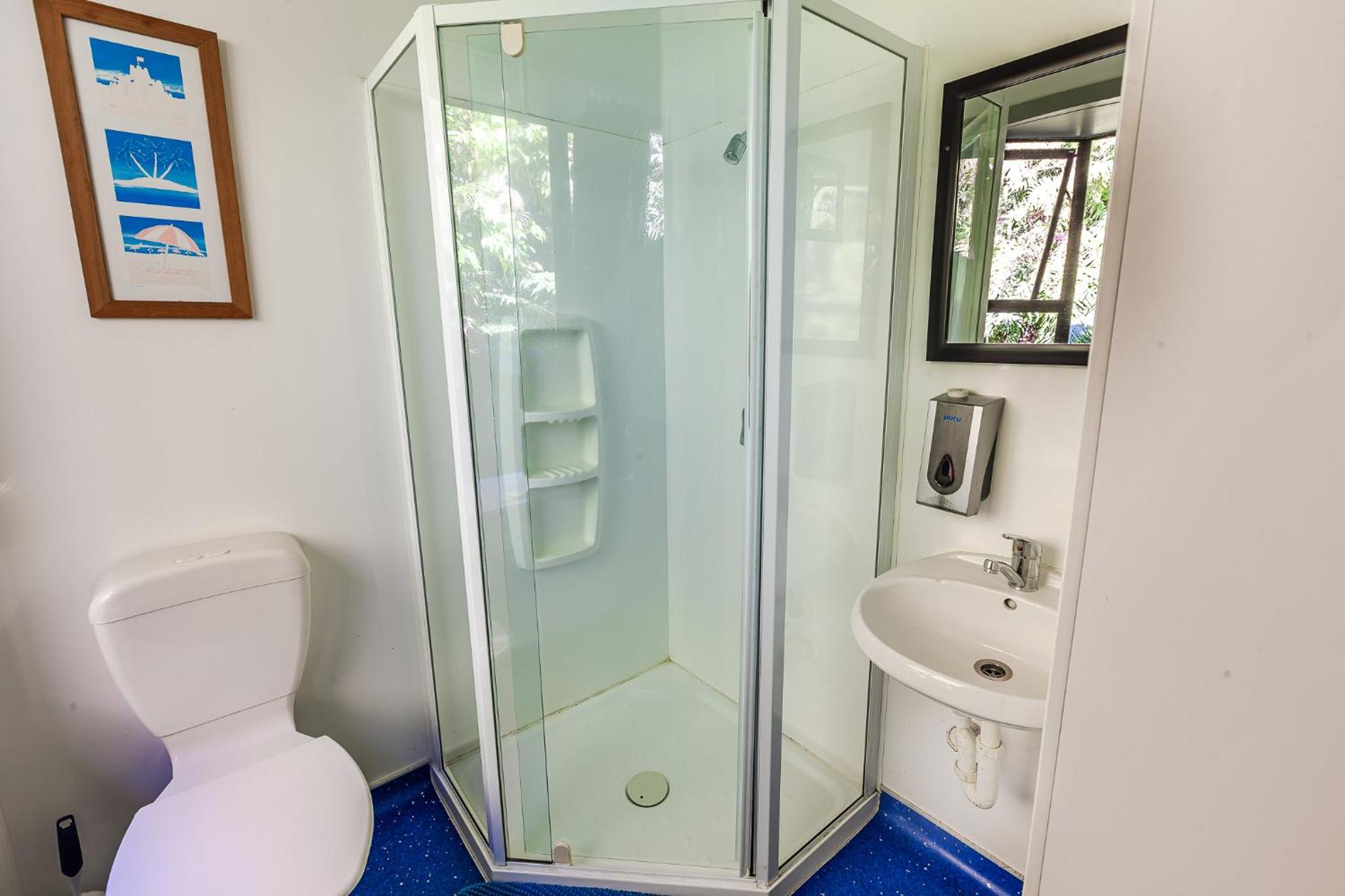 Superior Double Room with Shower - Photo 14