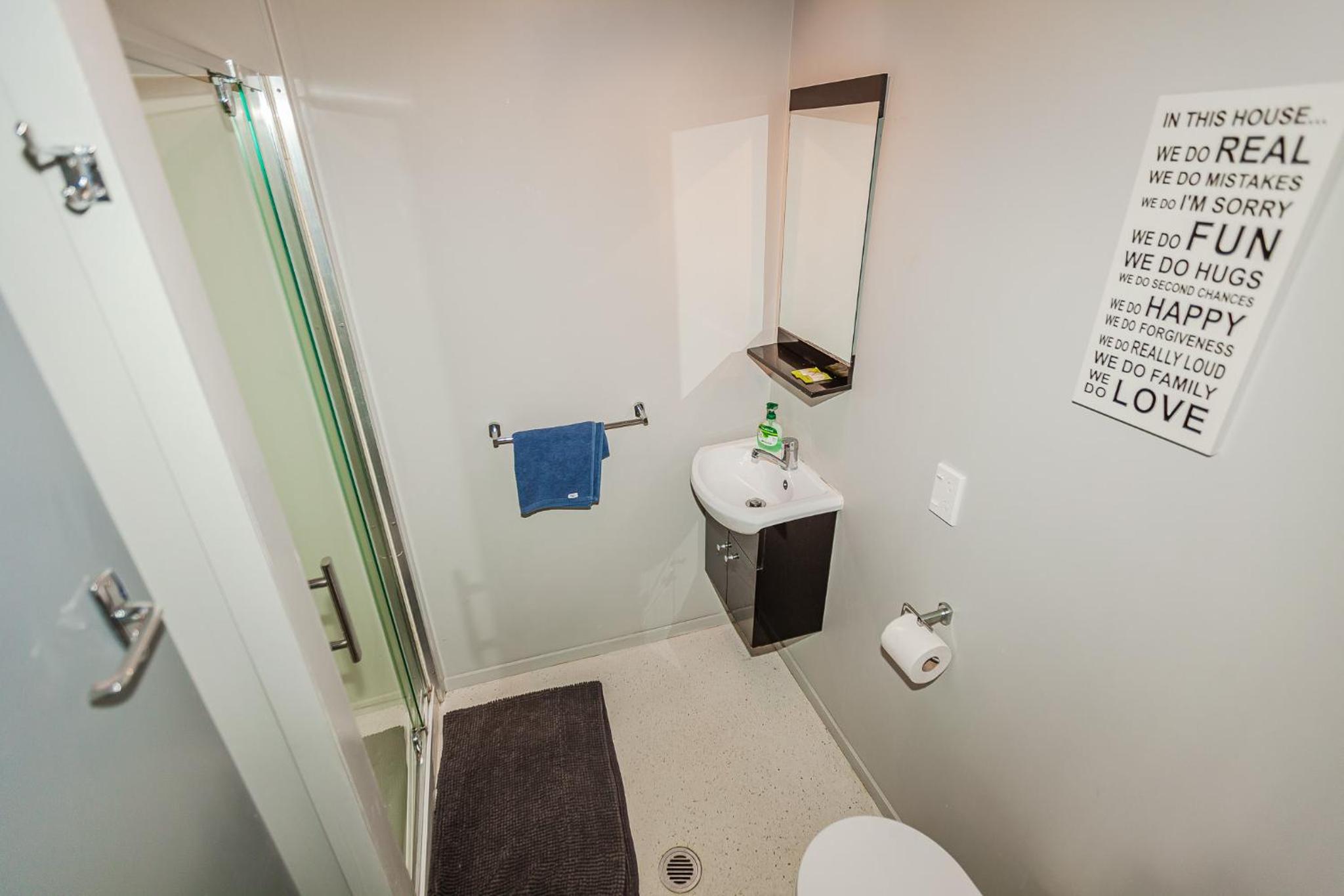 Superior Double Room with Shower - Photo 2