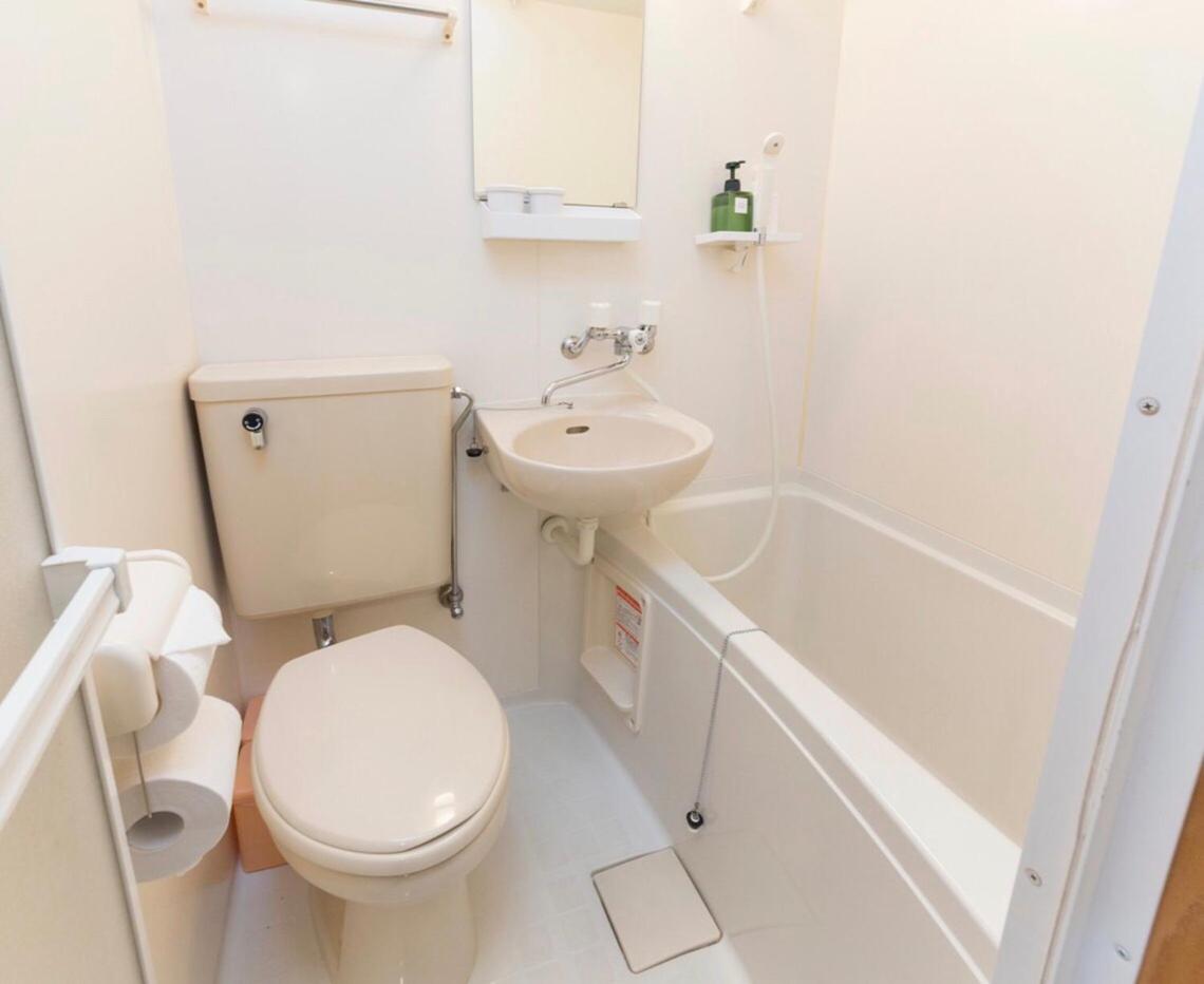 Japanese-Style Twin Room with Private Bathroom photo 2