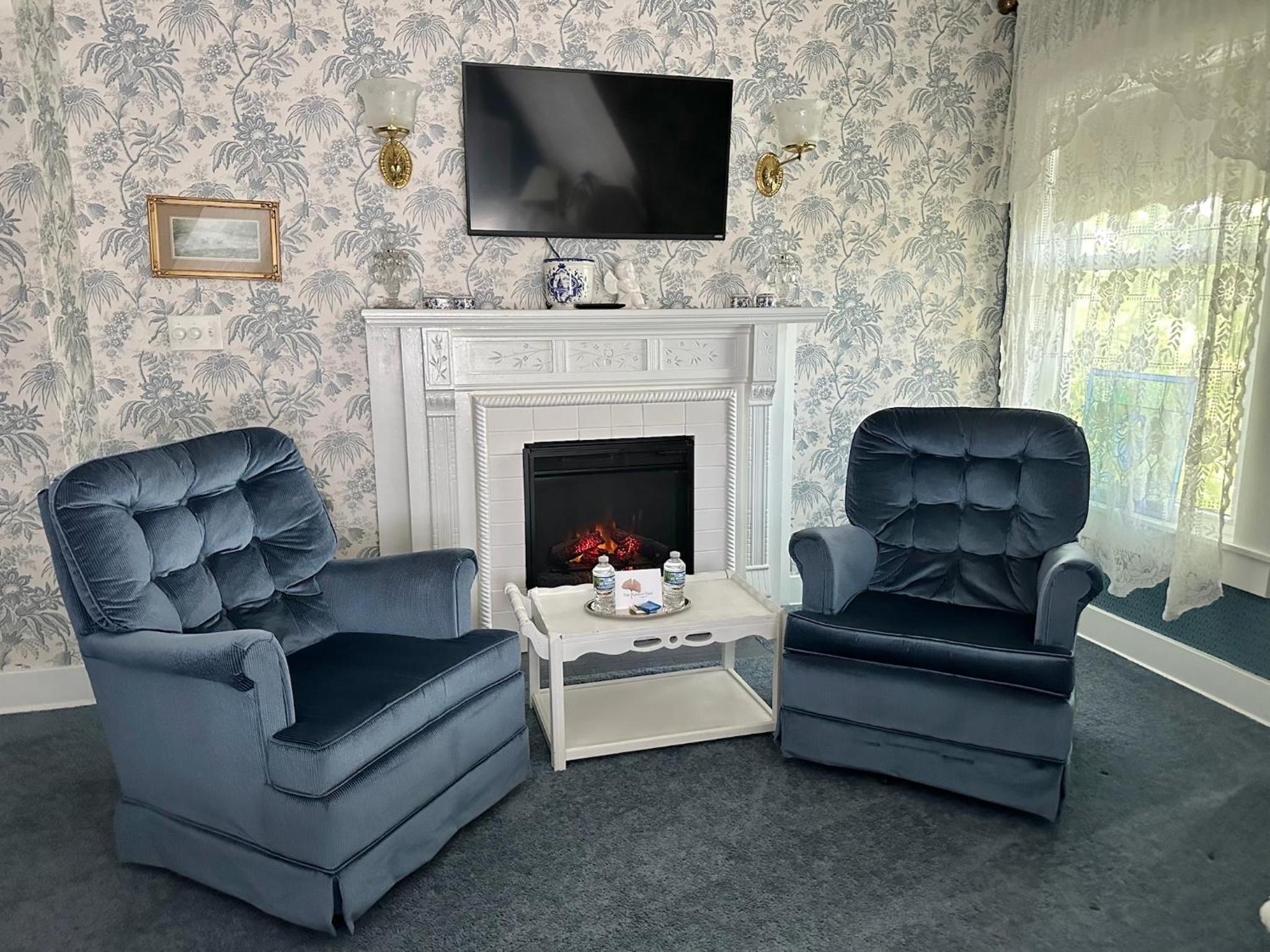 Deluxe Queen Room (Wedgewood) photo 2