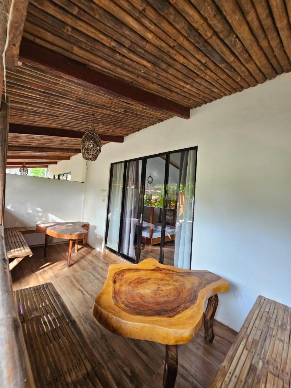 Family Room - Photo 9