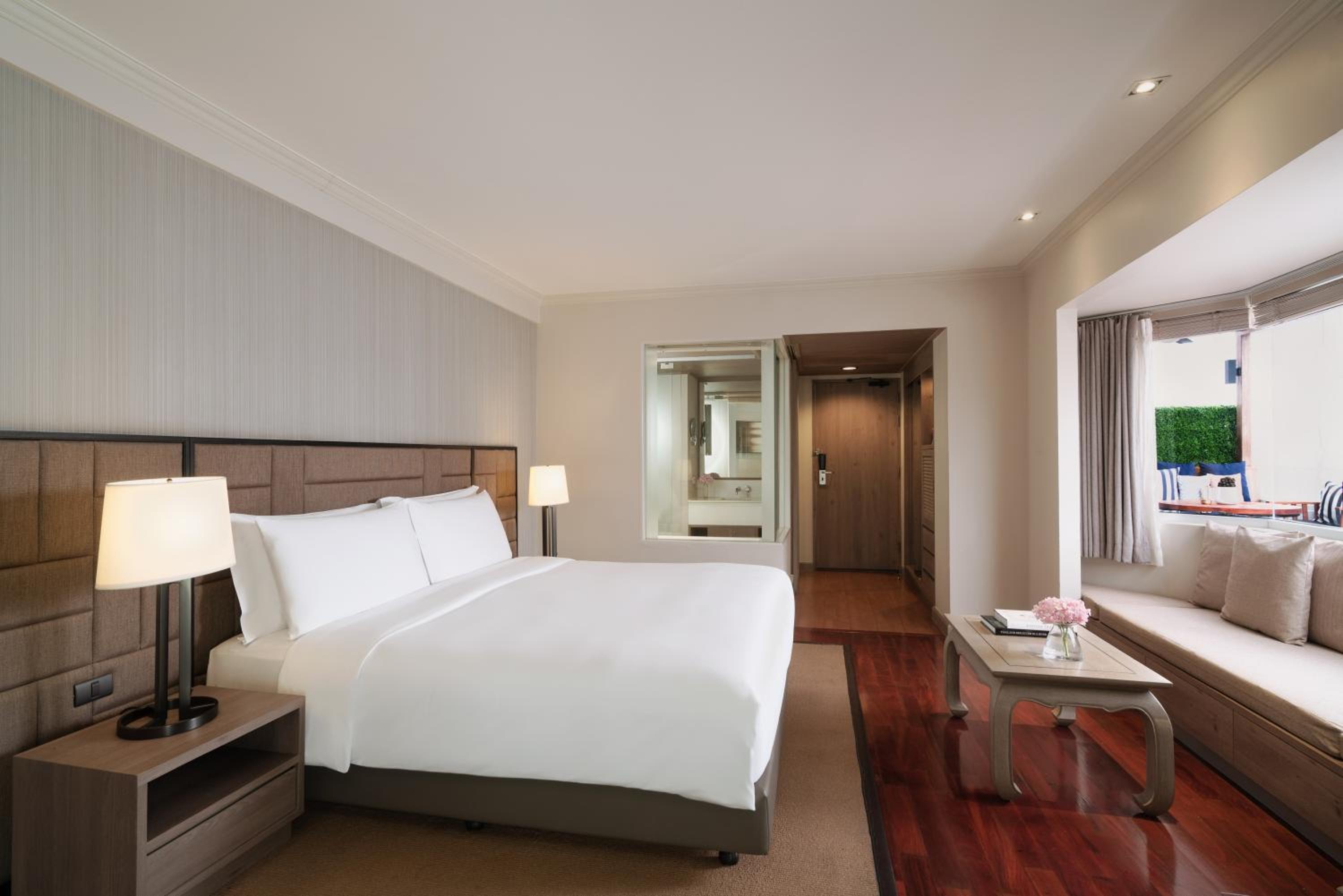 Suite with Garden View