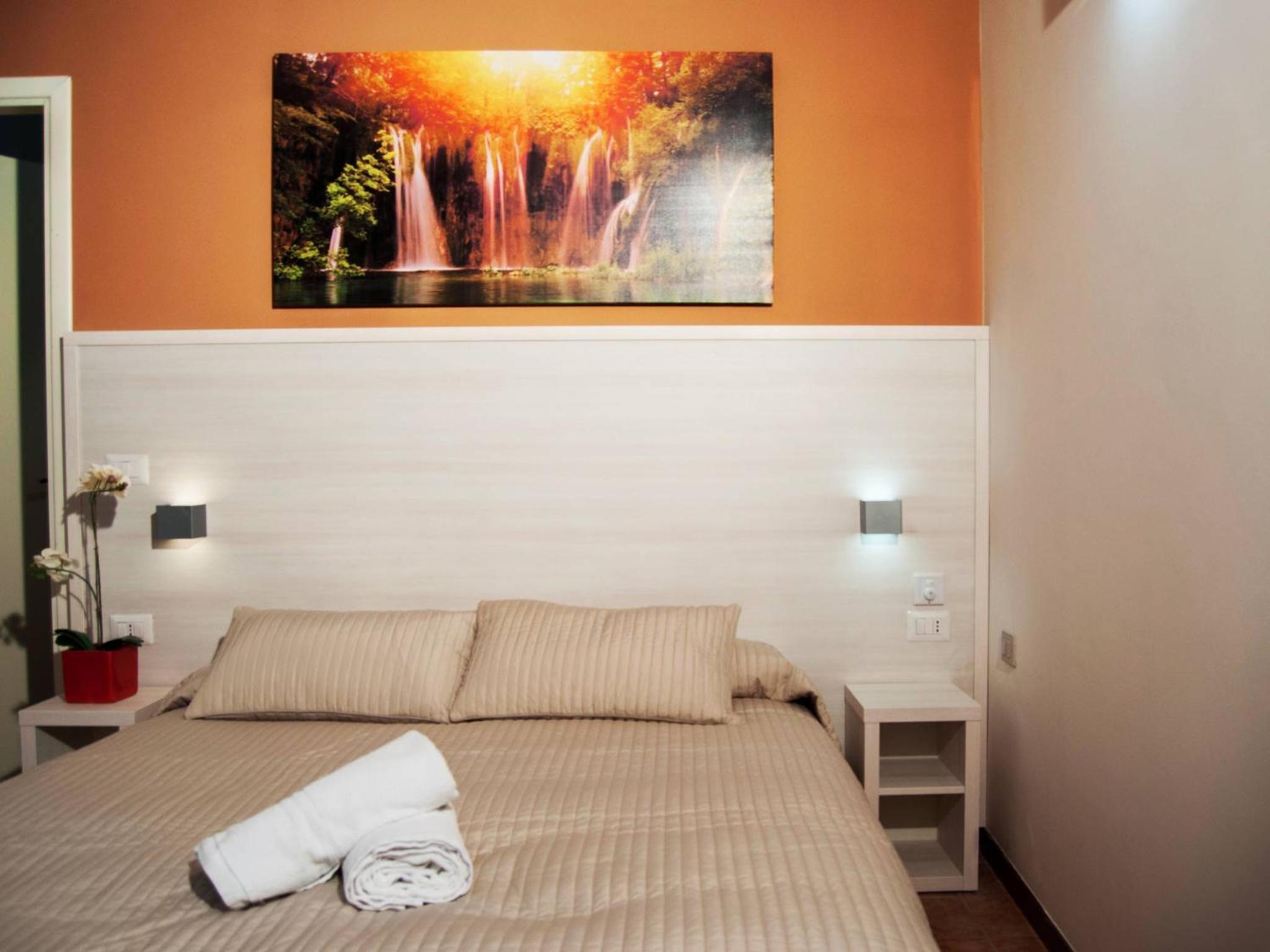 Double or Twin Room photo 3