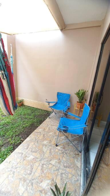 Three-Bedroom House photo 2