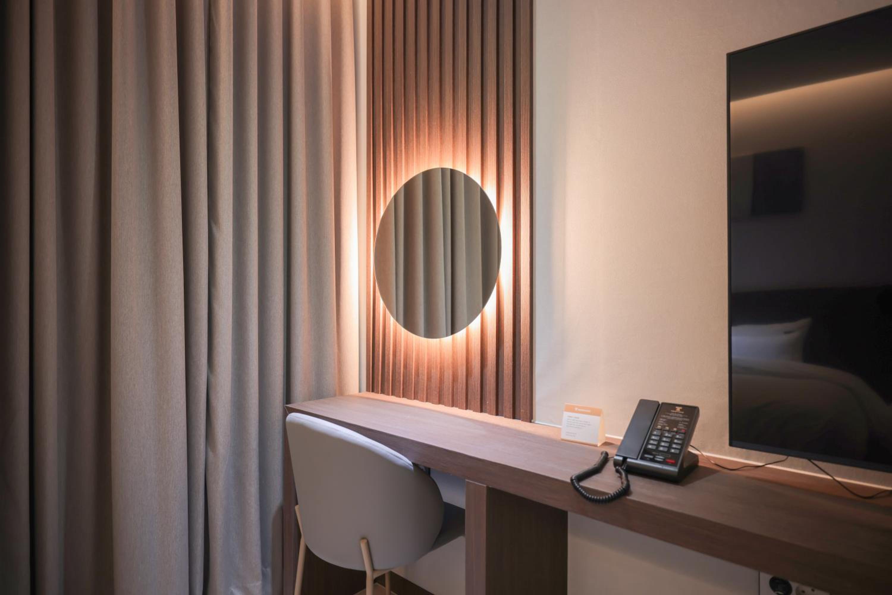 Junior Twin Suite - Photo 20