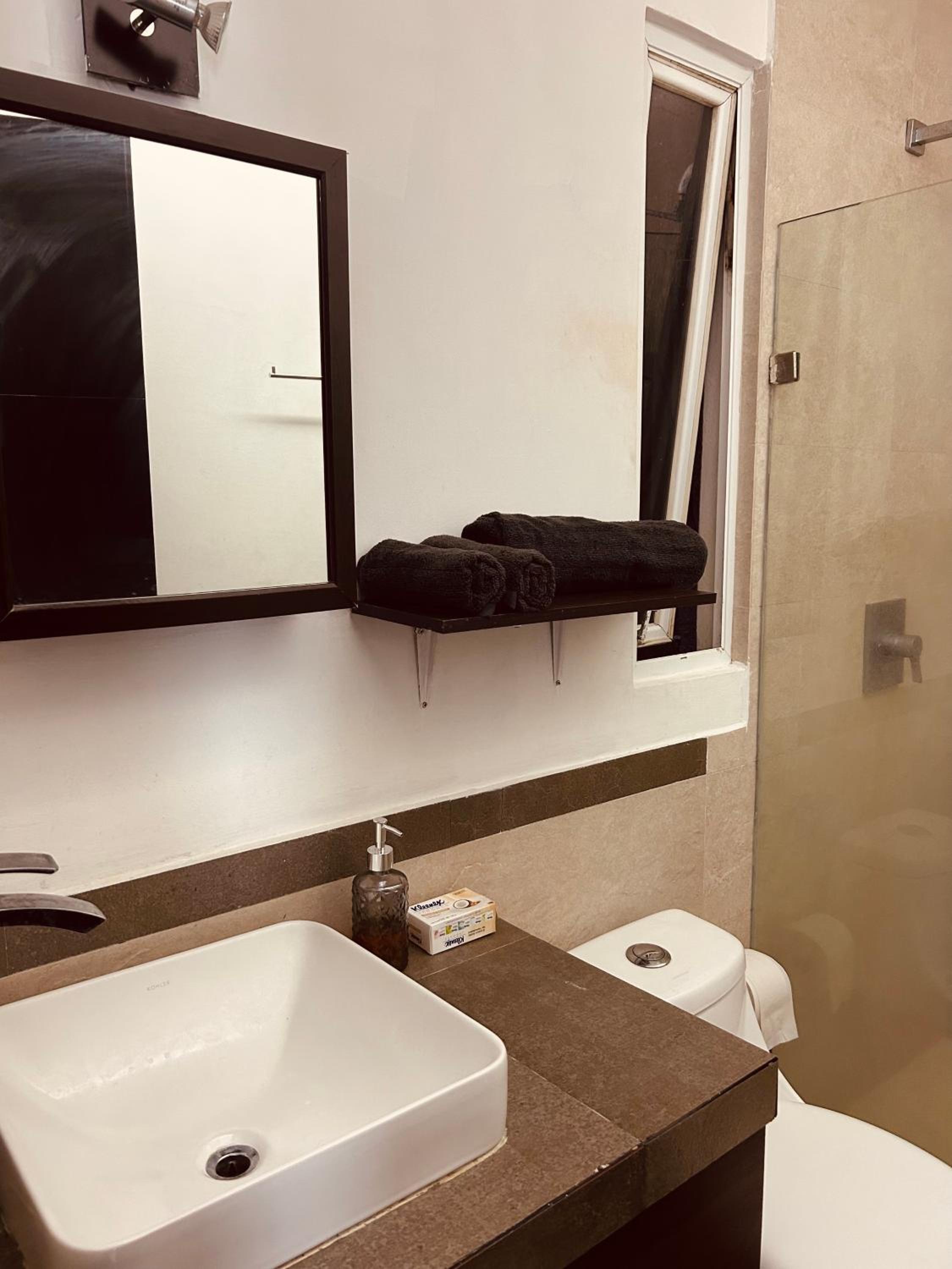 Three-Bedroom Apartment with Water View photo 2