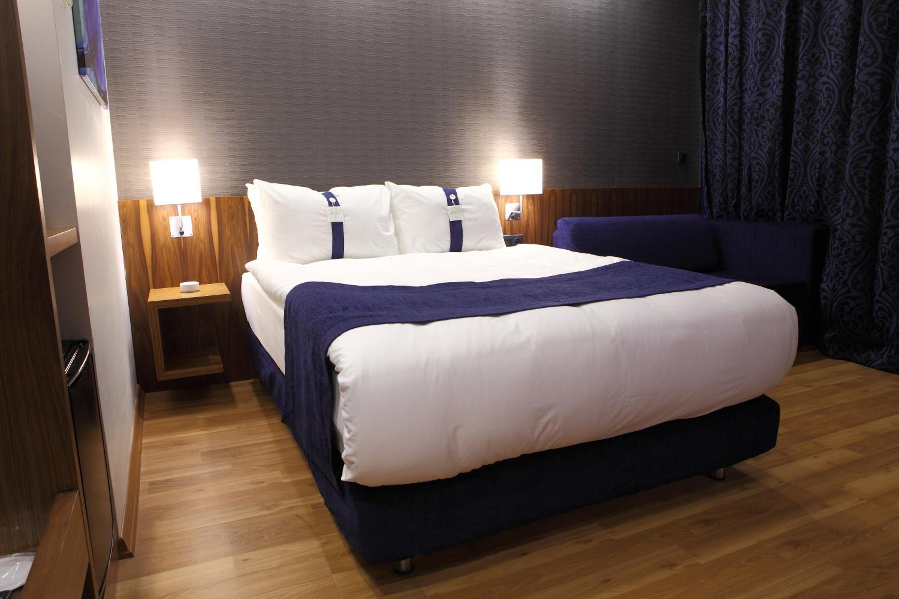 Standard Double Room photo 3