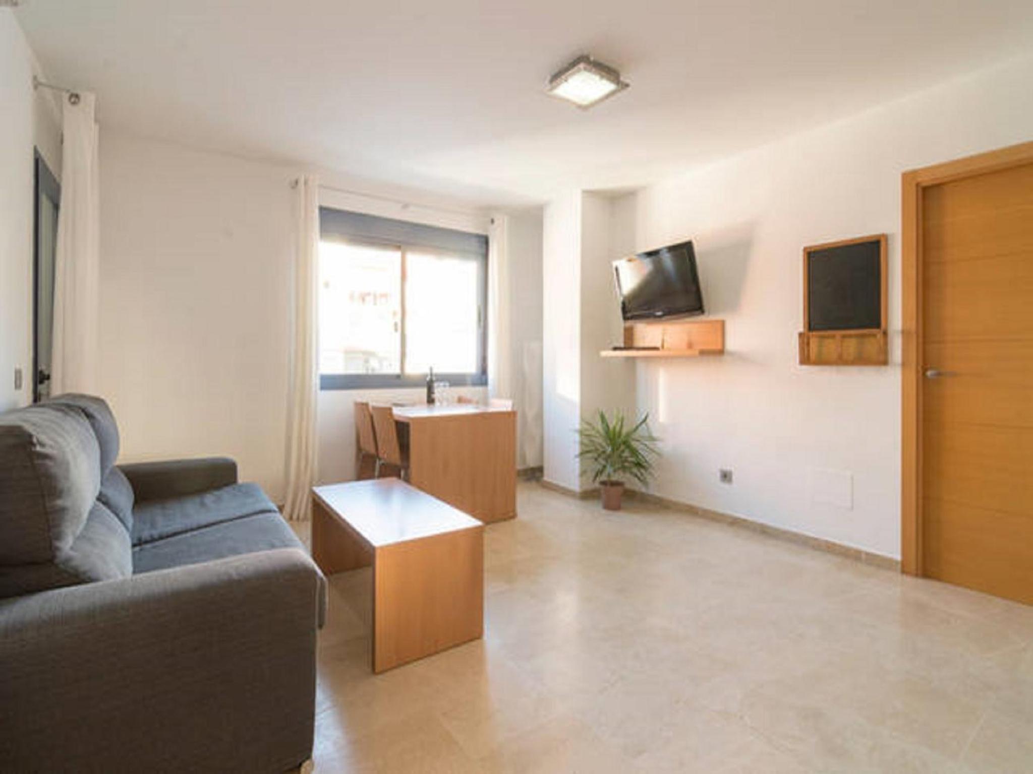 Apartamento con Vista a la Calle
