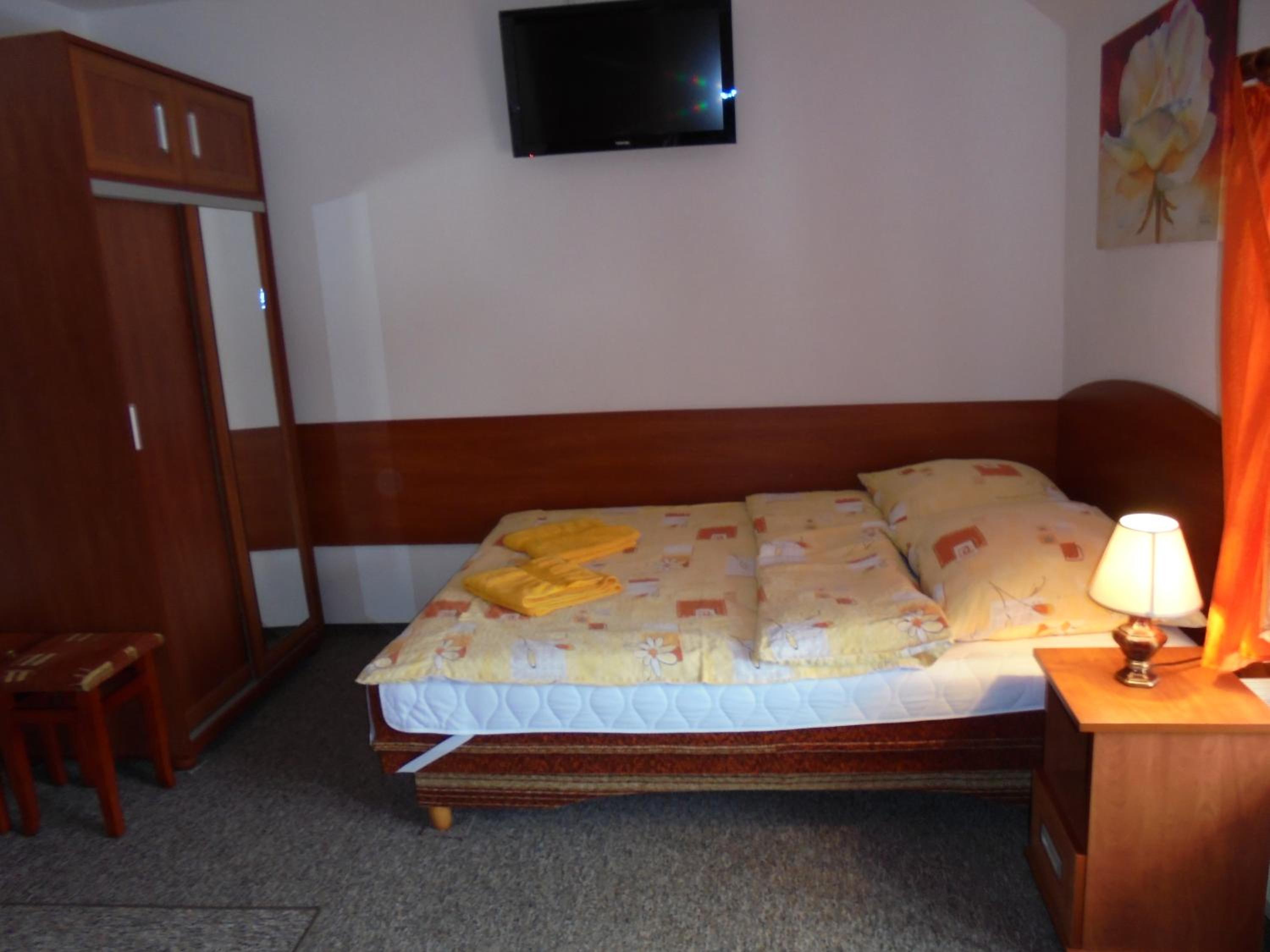 Double Room with Private Bathroom photo 1