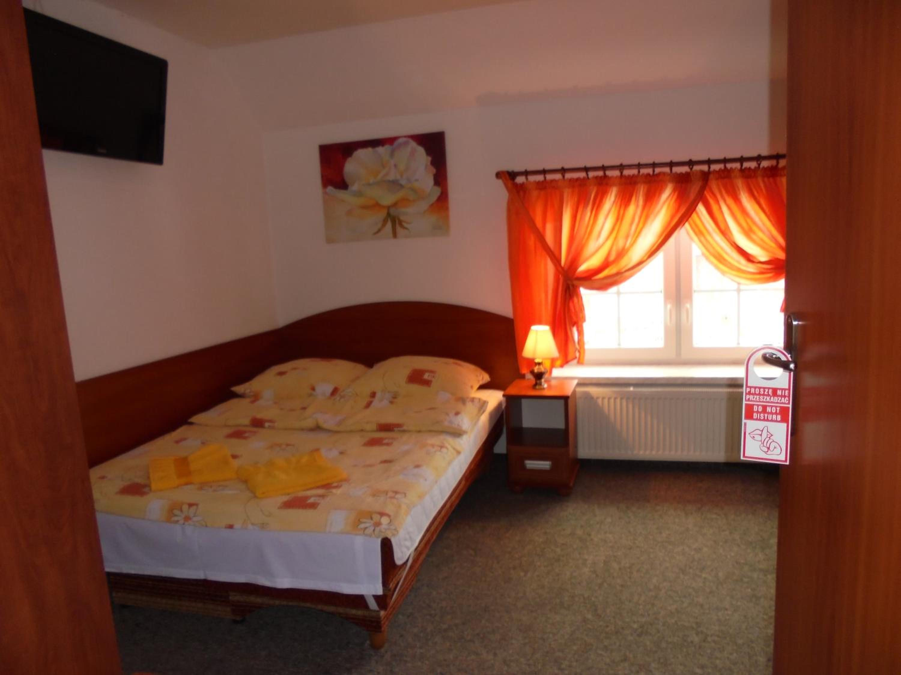Double Room with Private Bathroom photo 2