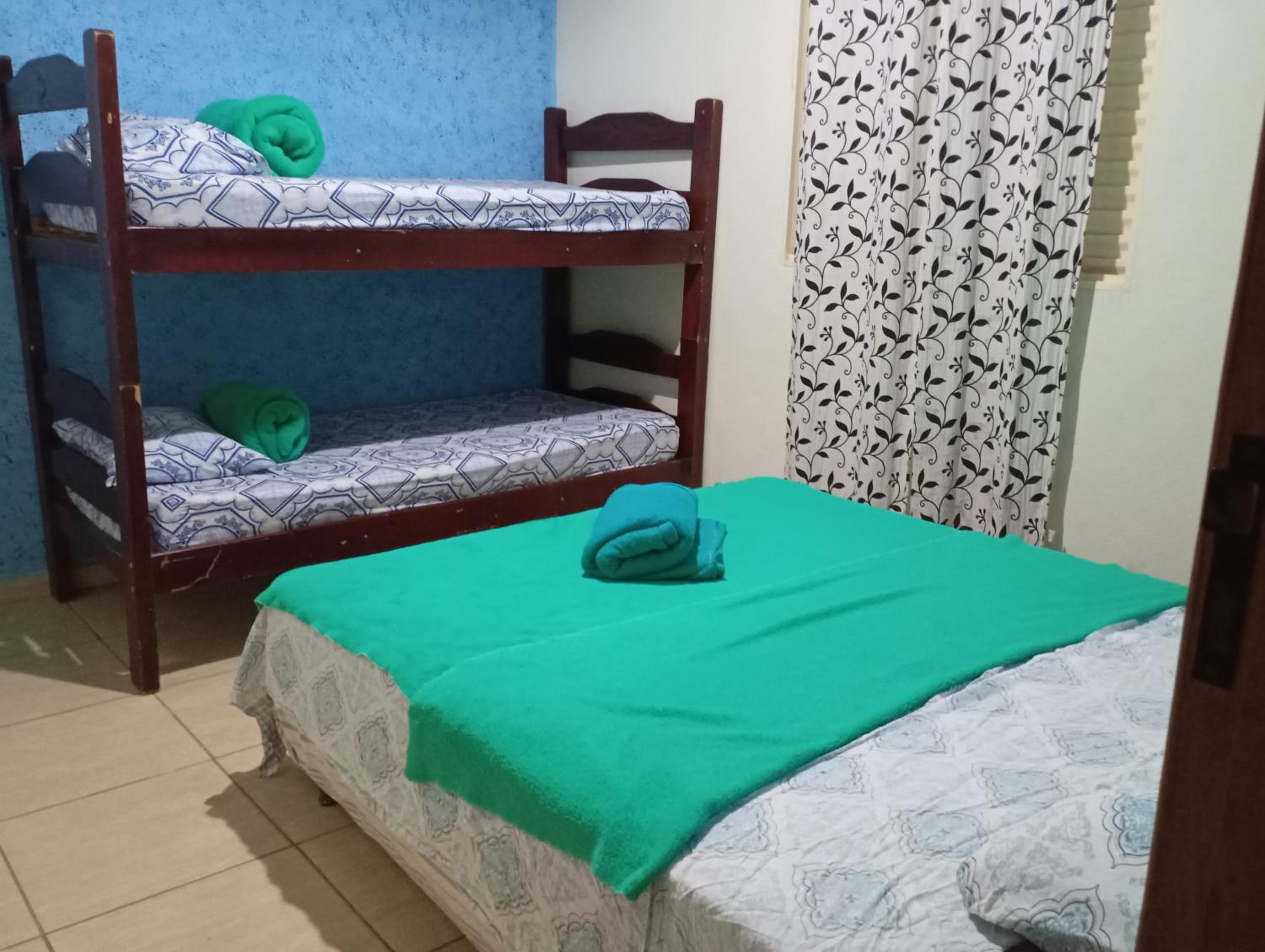 Economy Quadruple Room with Shared Bathroom photo 1